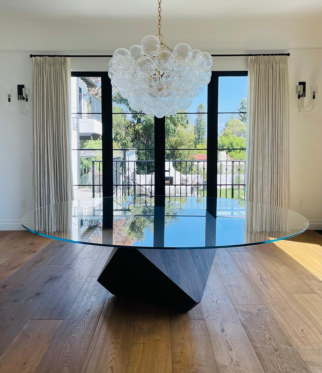 https://a.1stdibscdn.com/table-by-cooper-hewitt-national-design-museum-american-minimalist-wm-earle-for-sale-picture-5/f_22703/f_483799521768761520906/dibs_hal_din_insitu_listing_1_master.jpg