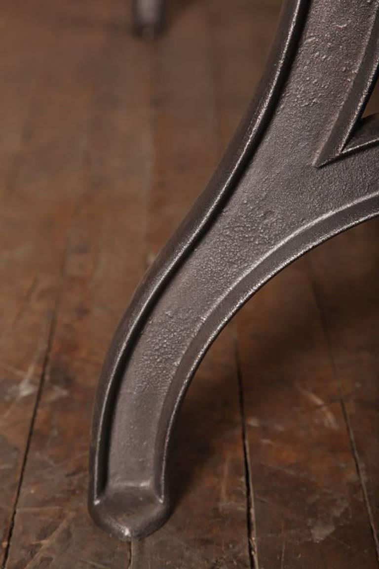 https://a.1stdibscdn.com/archivesE/upload/f_8299/f_5705841502214113652/dining_table_plank_top_vintage_industrial_6_master.jpg