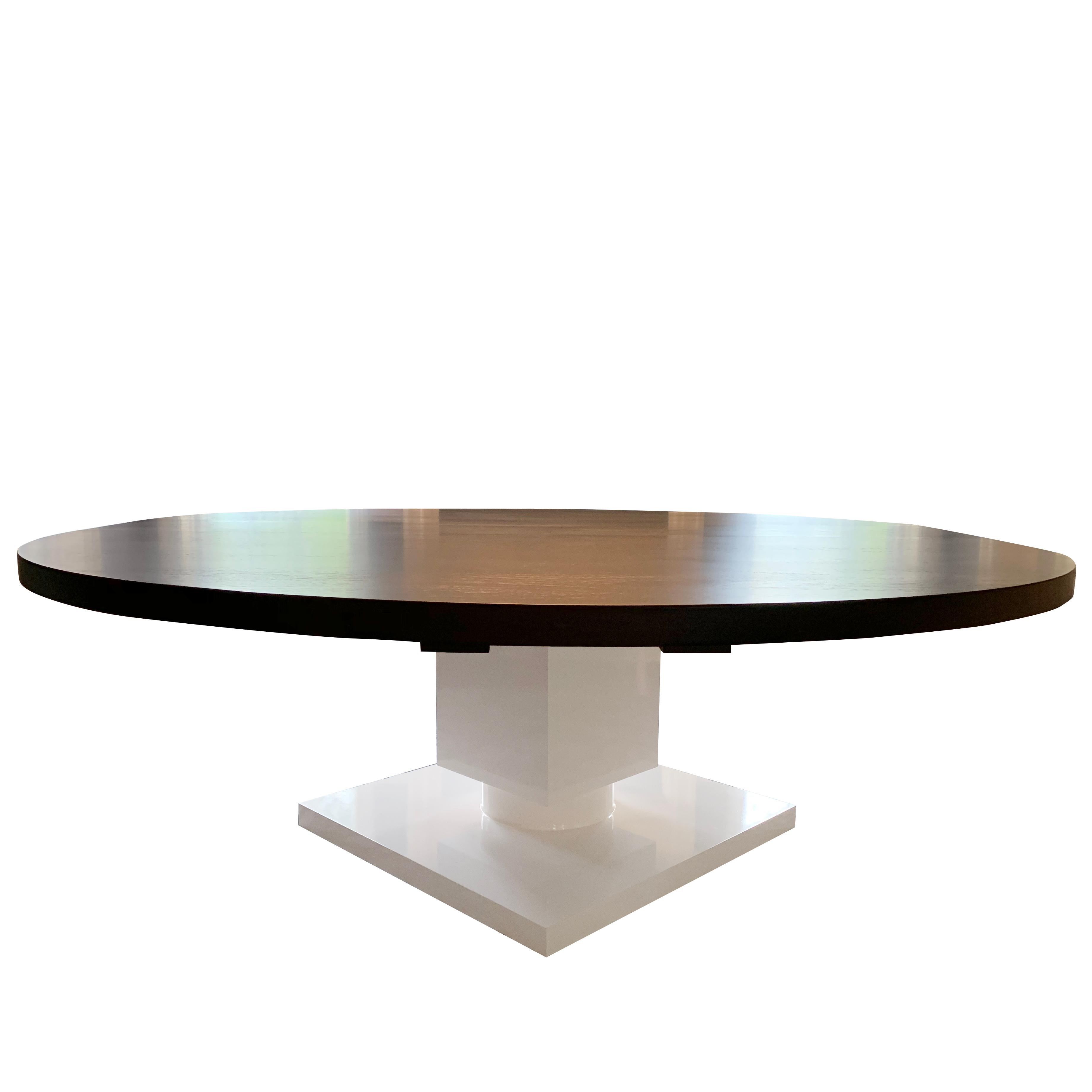https://a.1stdibscdn.com/round-extendable-dining-table-with-cube-pedestal-base-for-sale-picture-2/f_21233/1570827851283/diningtable_7089_master.jpg