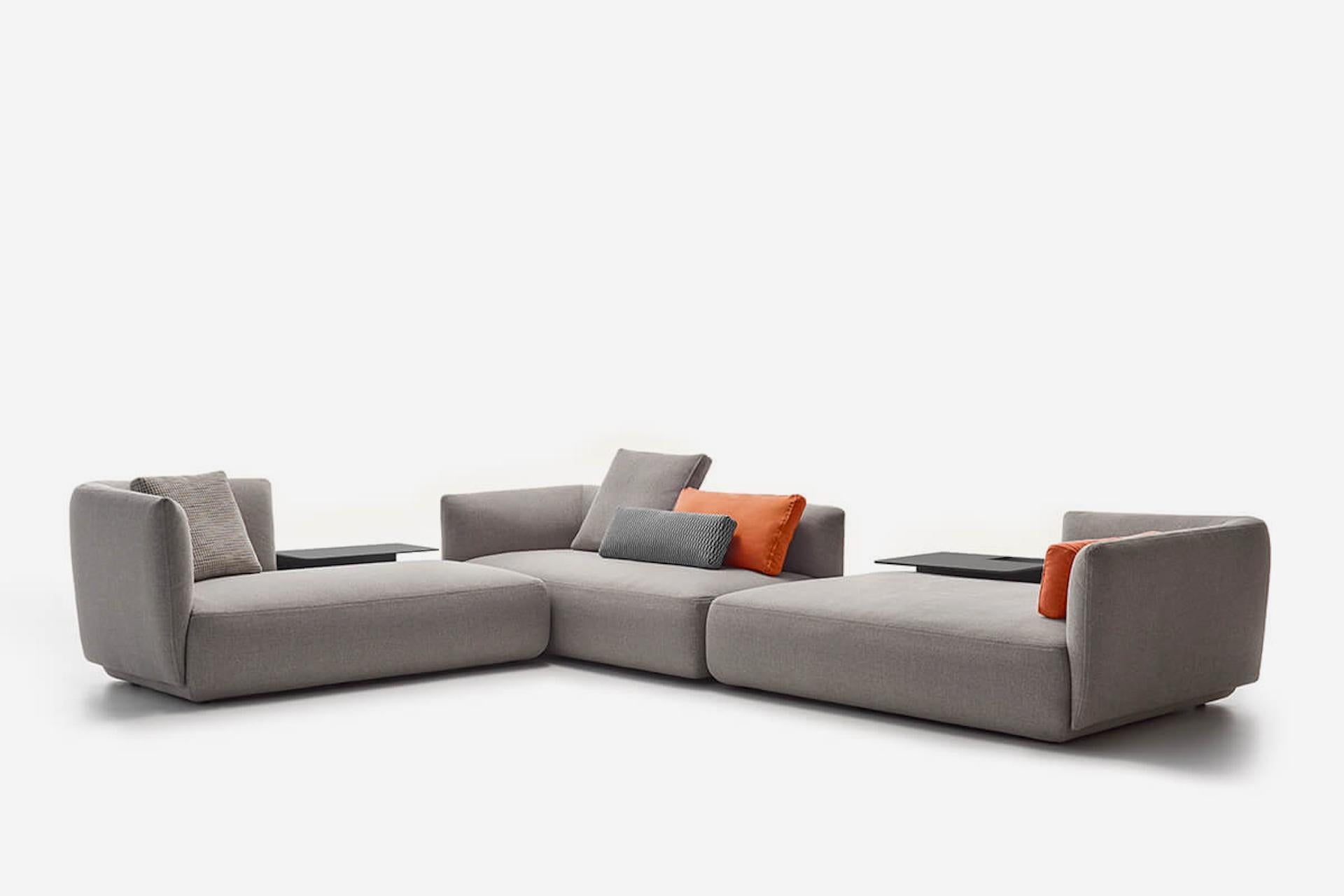 https://a.1stdibscdn.com/mdf-italia-customizable-cosy-modular-sofa-by-francesco-rota-for-sale-picture-2/f_44652/f_354104921690389782551/divano_angolare_design_cosy_3_master.jpg