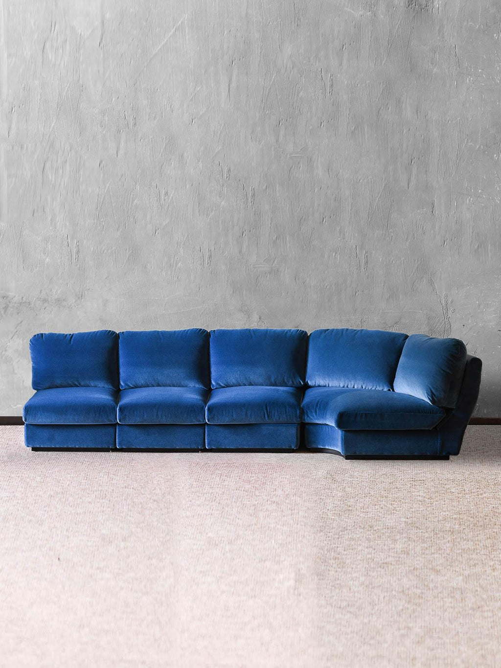 https://a.1stdibscdn.com/blue-lb-modular-sofa-for-sale-picture-2/f_69112/f_399363421716980024431/divano_modulare_blu_lb_7091_master.jpg
