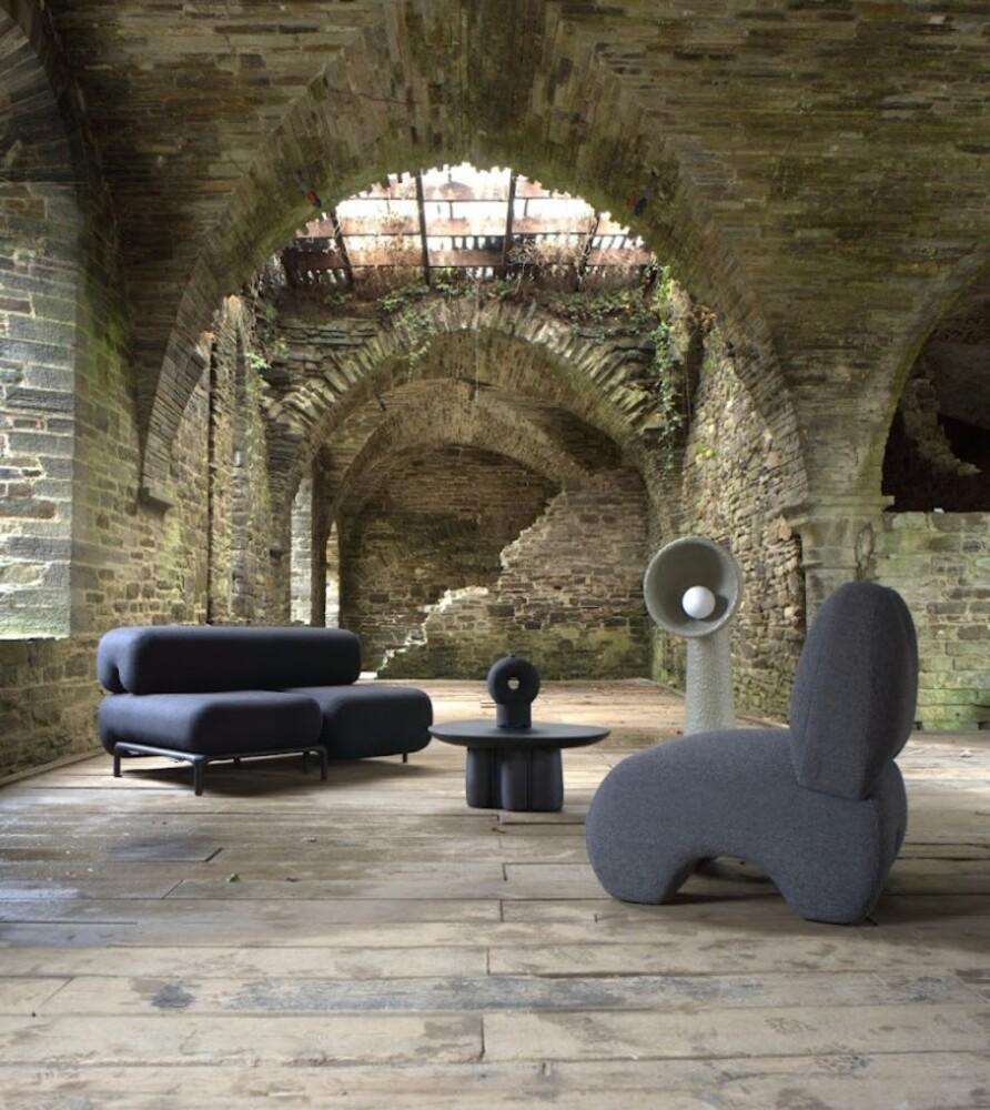 https://a.1stdibscdn.com/domna-armchair-for-sale-picture-8/f_102572/f_481234721767003817313/domnayakusha_89c67a1d_ab00_4603_b8d3_7909261a96e6_1__master.jpg