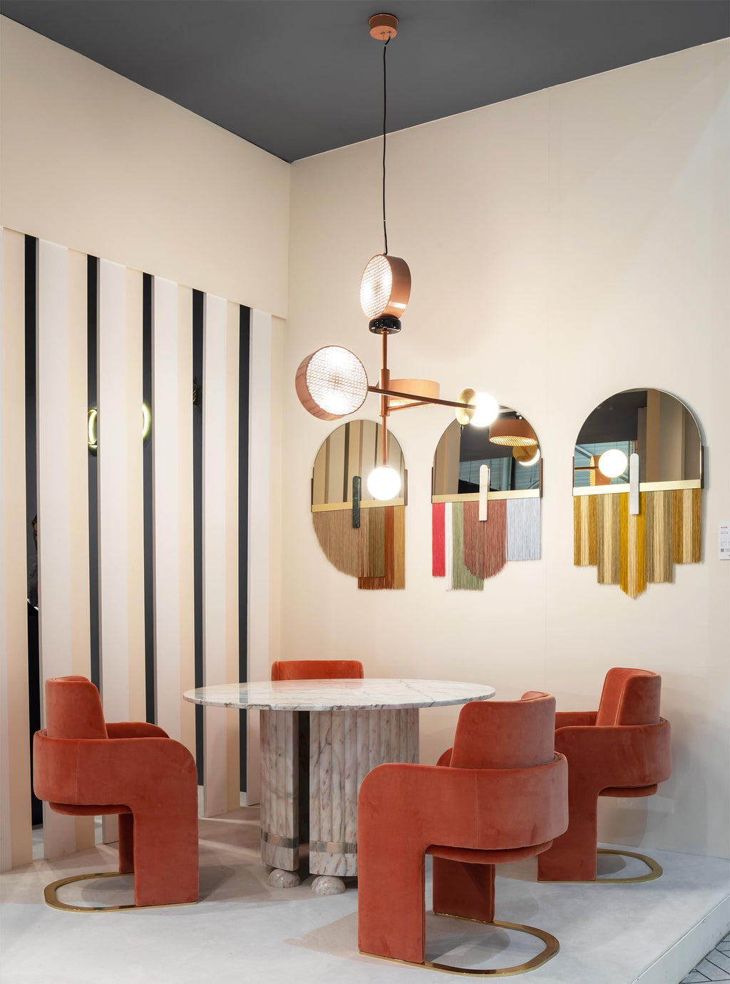 https://a.1stdibscdn.com/dooq-dining-chair-odisseia-with-soft-light-cotton-velvet-and-brass-for-sale-picture-4/f_54242/f_359431821693412145312/dooq3_master.jpg