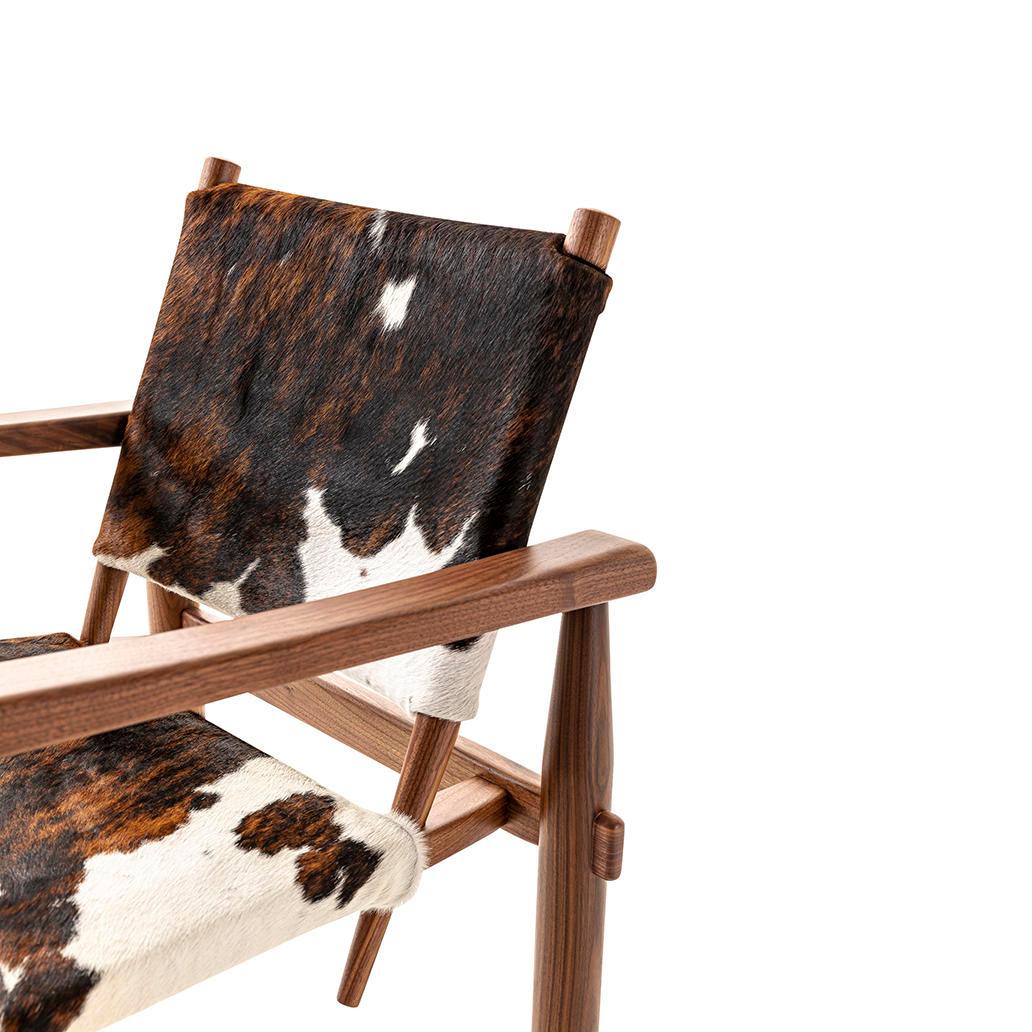 https://a.1stdibscdn.com/charlotte-perriand-533-doron-hotel-armchair-by-cassina-for-sale-picture-4/f_14272/f_260750721636625248026/doron_hotel_canaletto_pelo_4_copia_master.jpg
