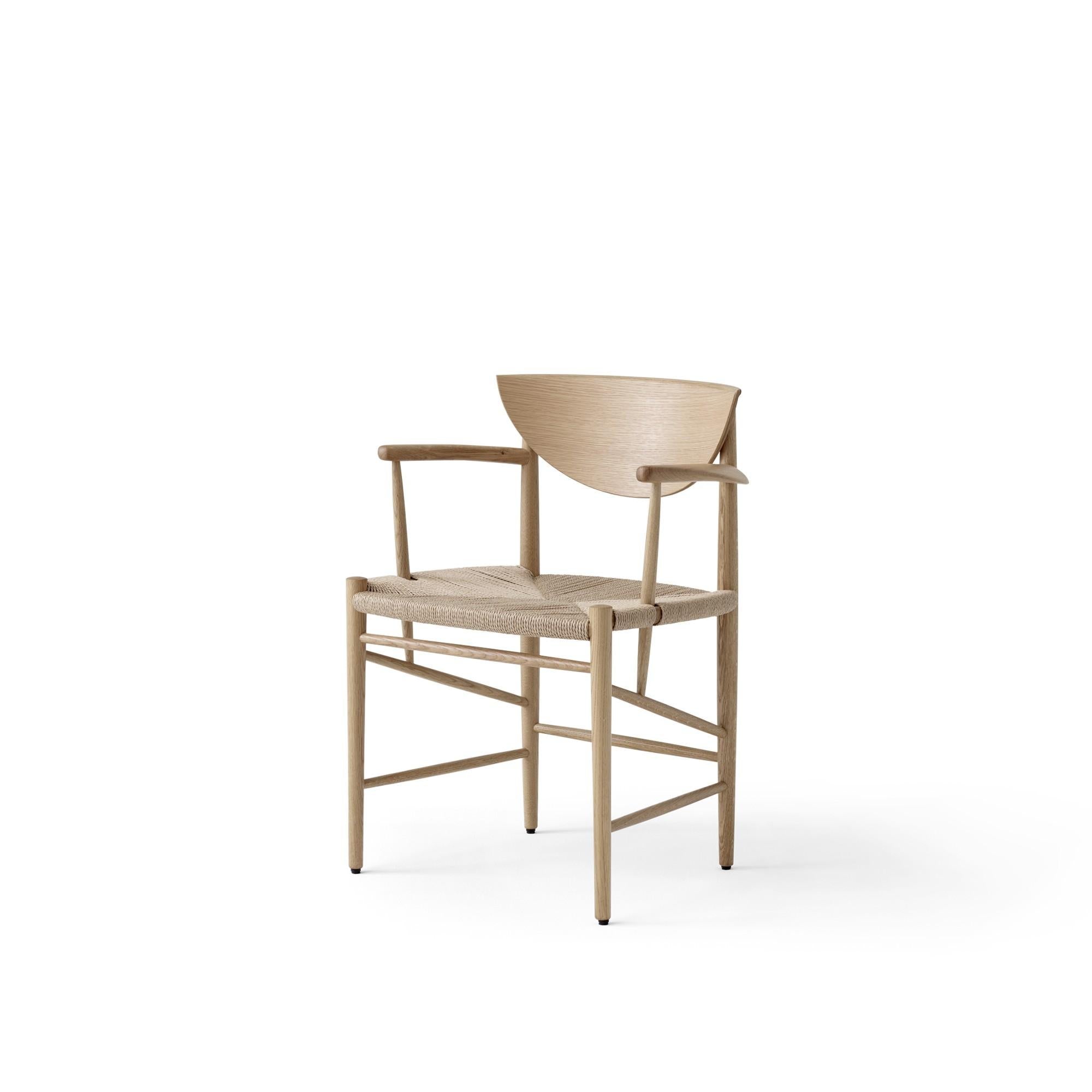 https://a.1stdibscdn.com/drawn-hm4-chair-with-arm-rests-oiled-oak-by-hvidt-mlgaard-for-and-tradition-for-sale-picture-4/f_51432/f_330905021744296626948/drawn_HM4_oak_side_master.jpg