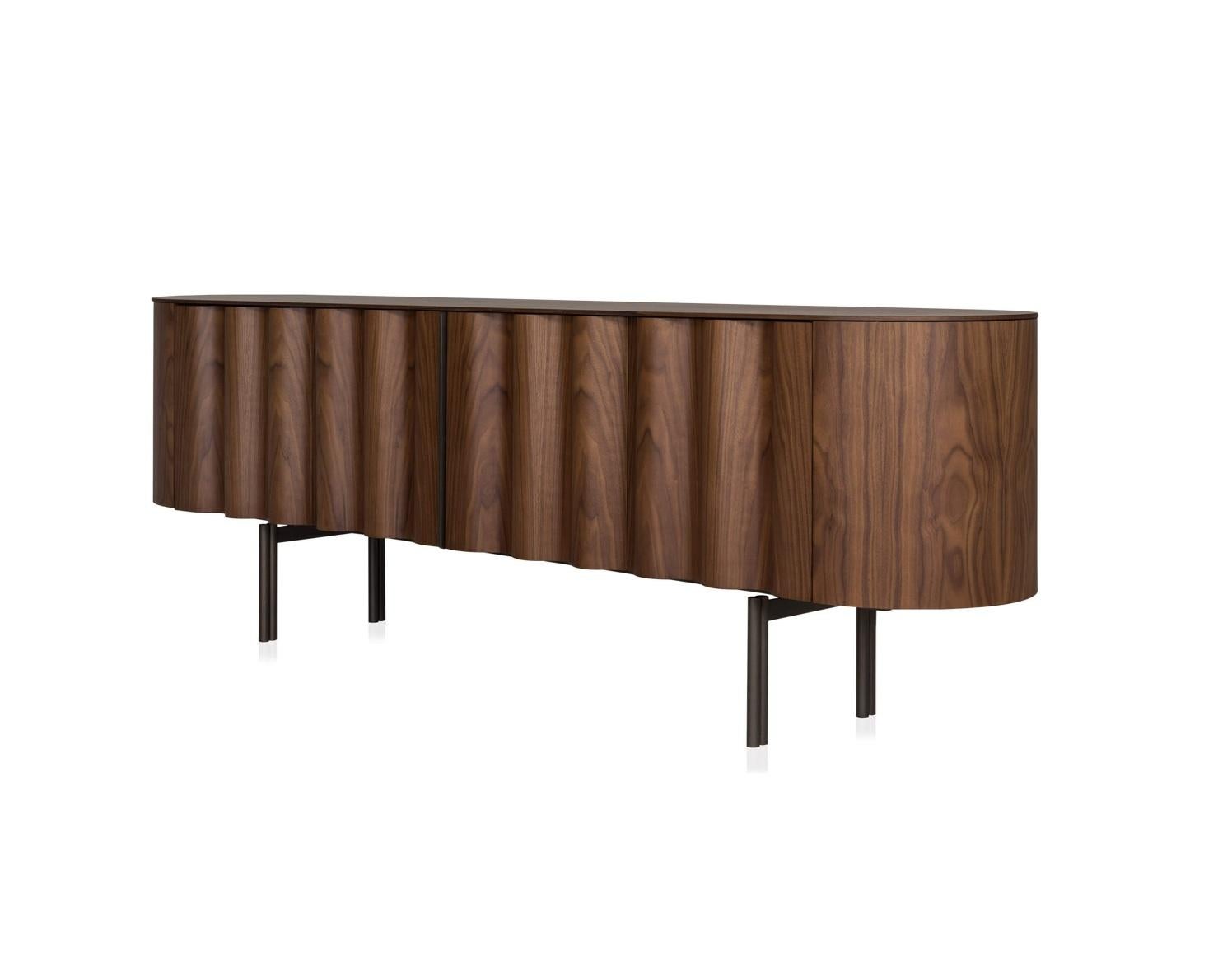 https://a.1stdibscdn.com/fluted-sideboard-ft-a-sleek-rounded-rectangular-shape-sotiris-lazou-design-for-sale-picture-5/f_27693/f_473035521762799089131/dresser_master.jpg