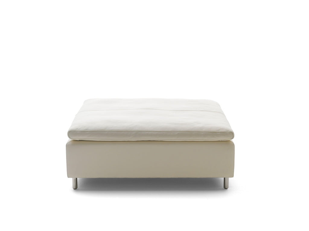https://a.1stdibscdn.com/de-sede-ds-7-four-seat-sofa-in-nougat-upholstery-by-antonella-scarpitta-for-sale-picture-5/f_16392/f_324447121770045230340/ds_0007_35_sofa_leather_06_master.jpg