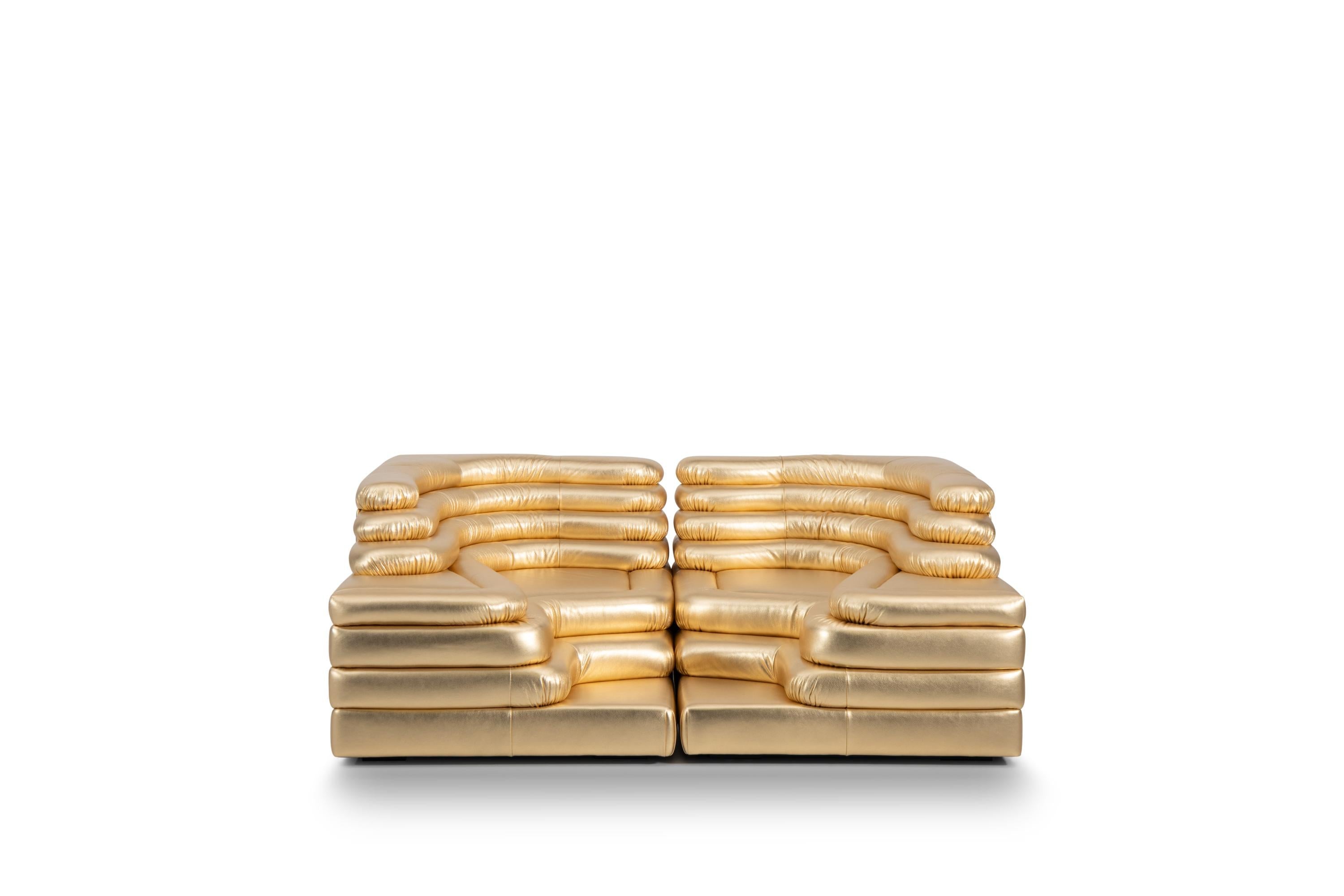 https://a.1stdibscdn.com/de-sede-set-of-two-ds-1025-09-terrazza-sofa-in-gold-upholstery-by-ubald-klug-for-sale-picture-19/f_16392/f_485374521769534342964/ds_1025_gold_edition_2_1__master.jpg