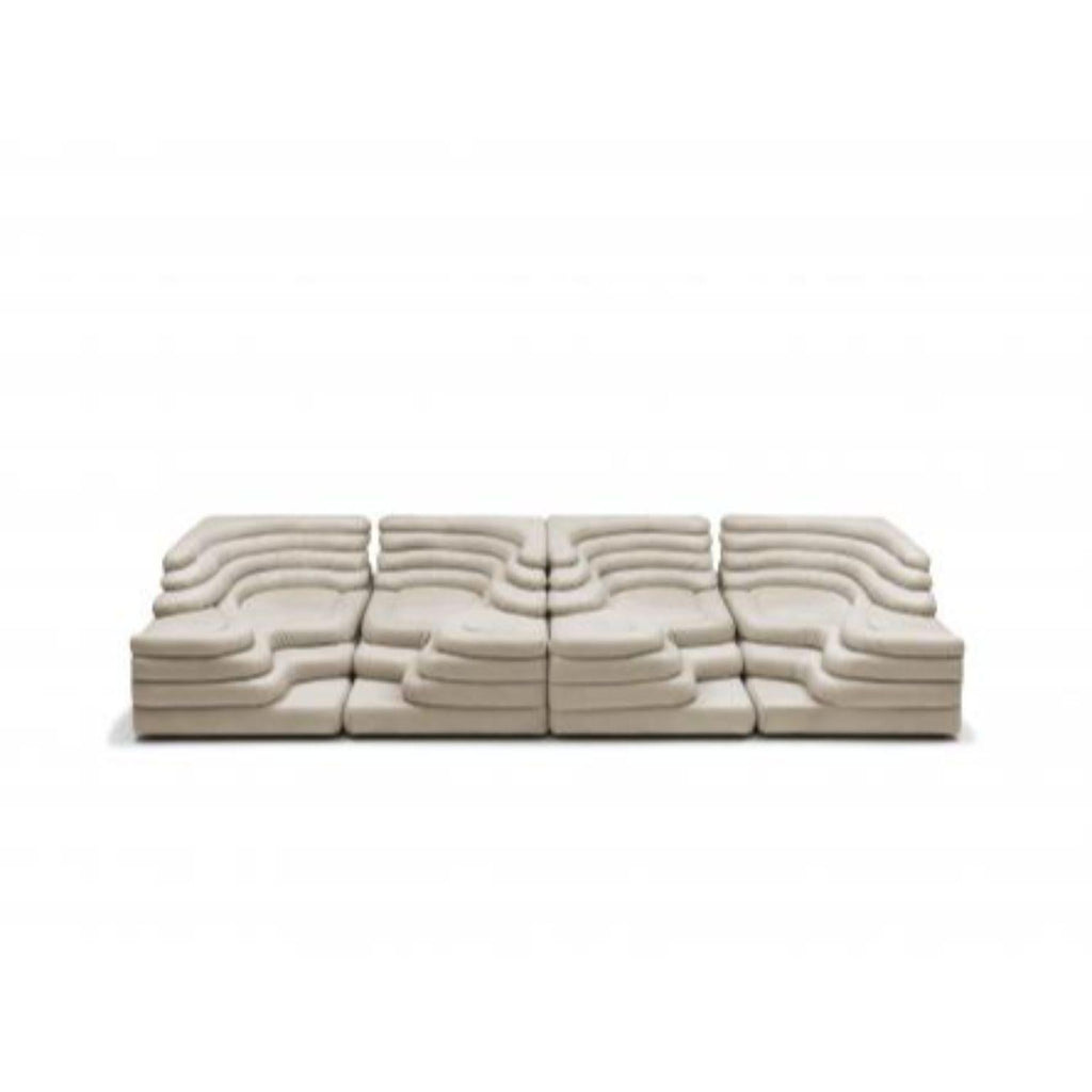 https://a.1stdibscdn.com/set-of-ds-1025-sofa-by-de-sede-for-sale-picture-4/f_12192/f_339126121682035580860/ds_1025_sofa_leather_front_0543_master.jpg