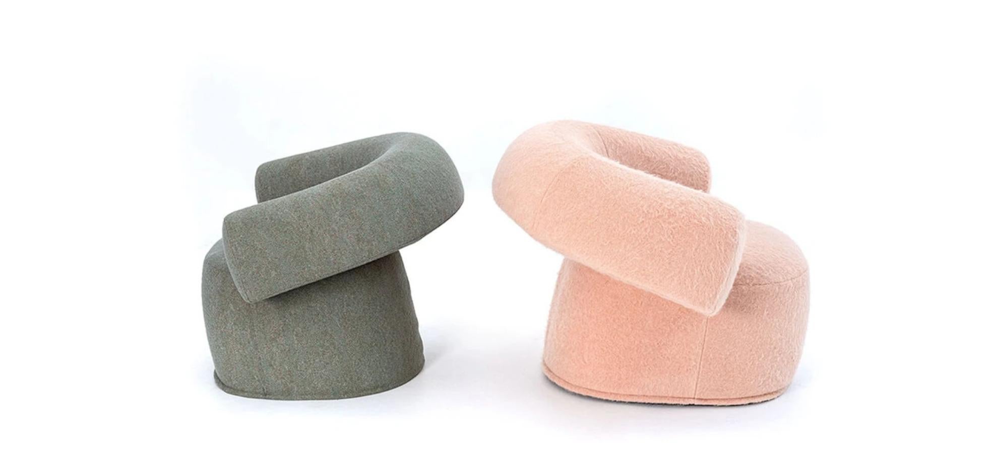https://a.1stdibscdn.com/moroso-ruff-large-swivel-armchair-in-sand-by-patricia-urquiola-for-sale-picture-7/f_16392/f_466956421758127665873/dscf4262_2_1_master.jpg
