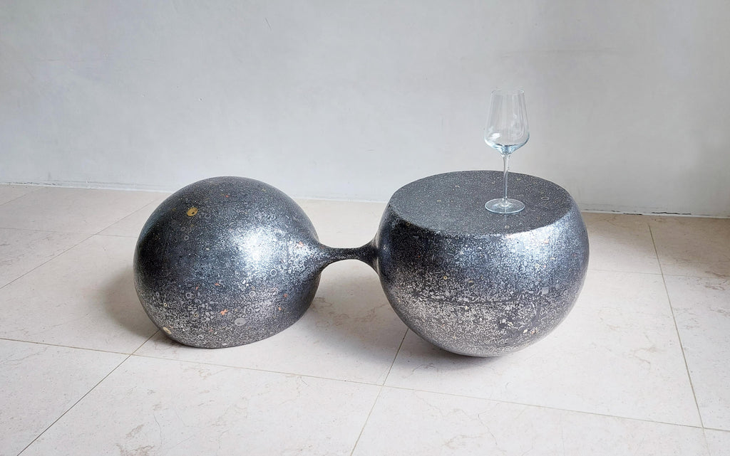 https://a.1stdibscdn.com/dumbell-sculptural-coffee-table-sculpture-object-for-sale-picture-6/f_60952/f_345203221685452183936/dumbell_surroundings_02_master.jpg