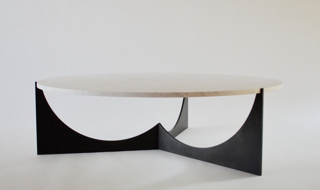 https://a.1stdibscdn.com/eclipse-round-coffee-table-black-stainless-steel-base-and-honed-granite-top-for-sale-picture-9/f_57062/f_238435621754086633195/eclipse_black_carrara_master.jpg