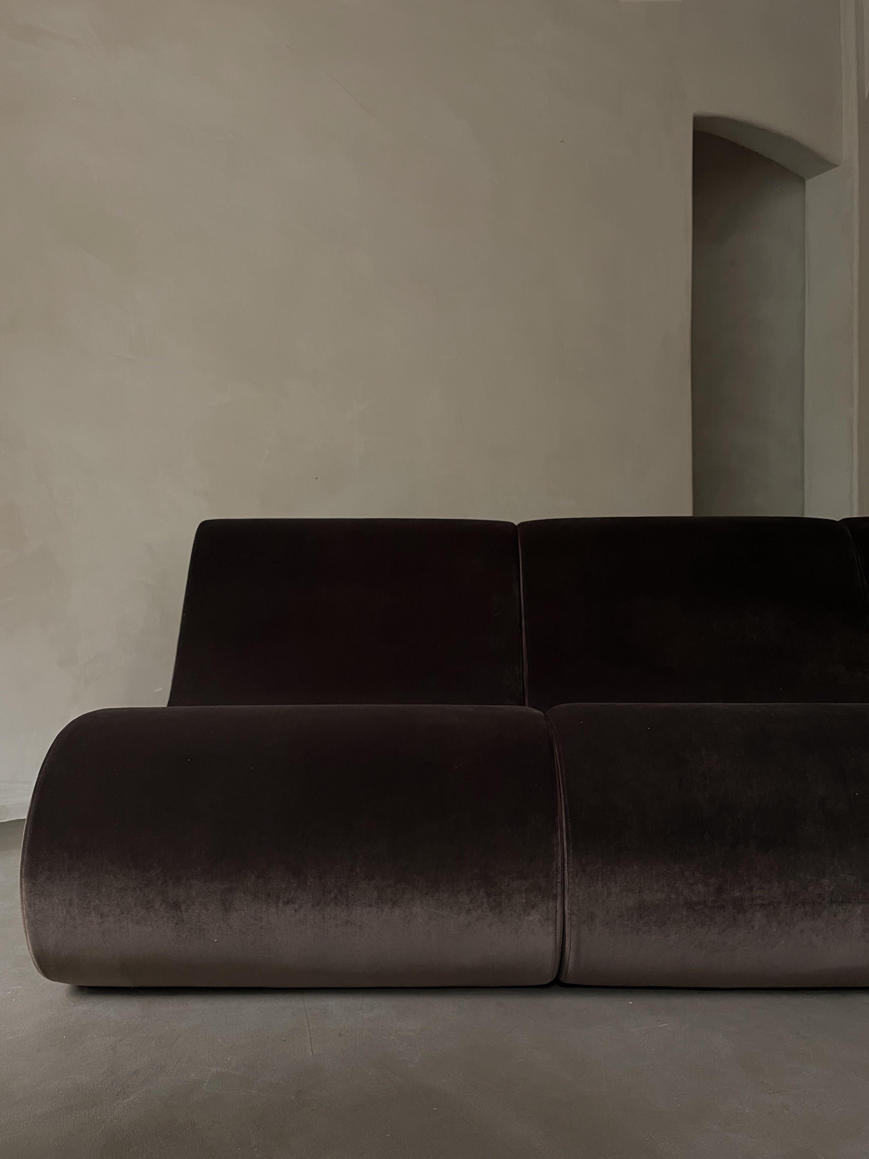 https://a.1stdibscdn.com/modular-sofa-by-karstudio-for-sale-picture-4/f_12192/f_327068221676044286743/f8436c5a04a6ef6db08cad617962e983_master.jpg