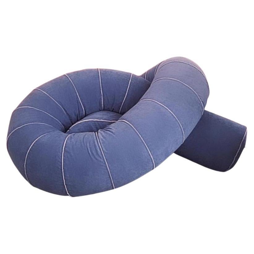 https://a.1stdibscdn.com/knot-brazilian-contemporary-foam-sofa-by-lattoog-for-sale/f_34261/f_103142831677266397621/f_10314283_1677266397932_bg_processed.jpg