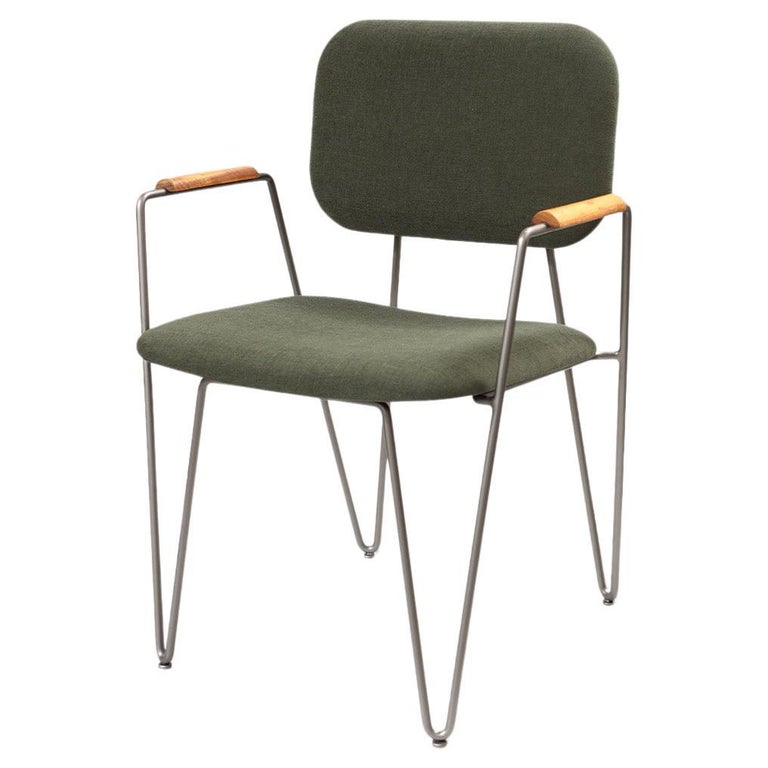https://a.1stdibscdn.com/bruna-minimalist-chair-with-arms-in-painted-steel-and-blue-velvet-handwoven-for-sale/f_33041/f_118248731641582525489/f_11824873_1641582525714_bg_processed.jpg?width=768