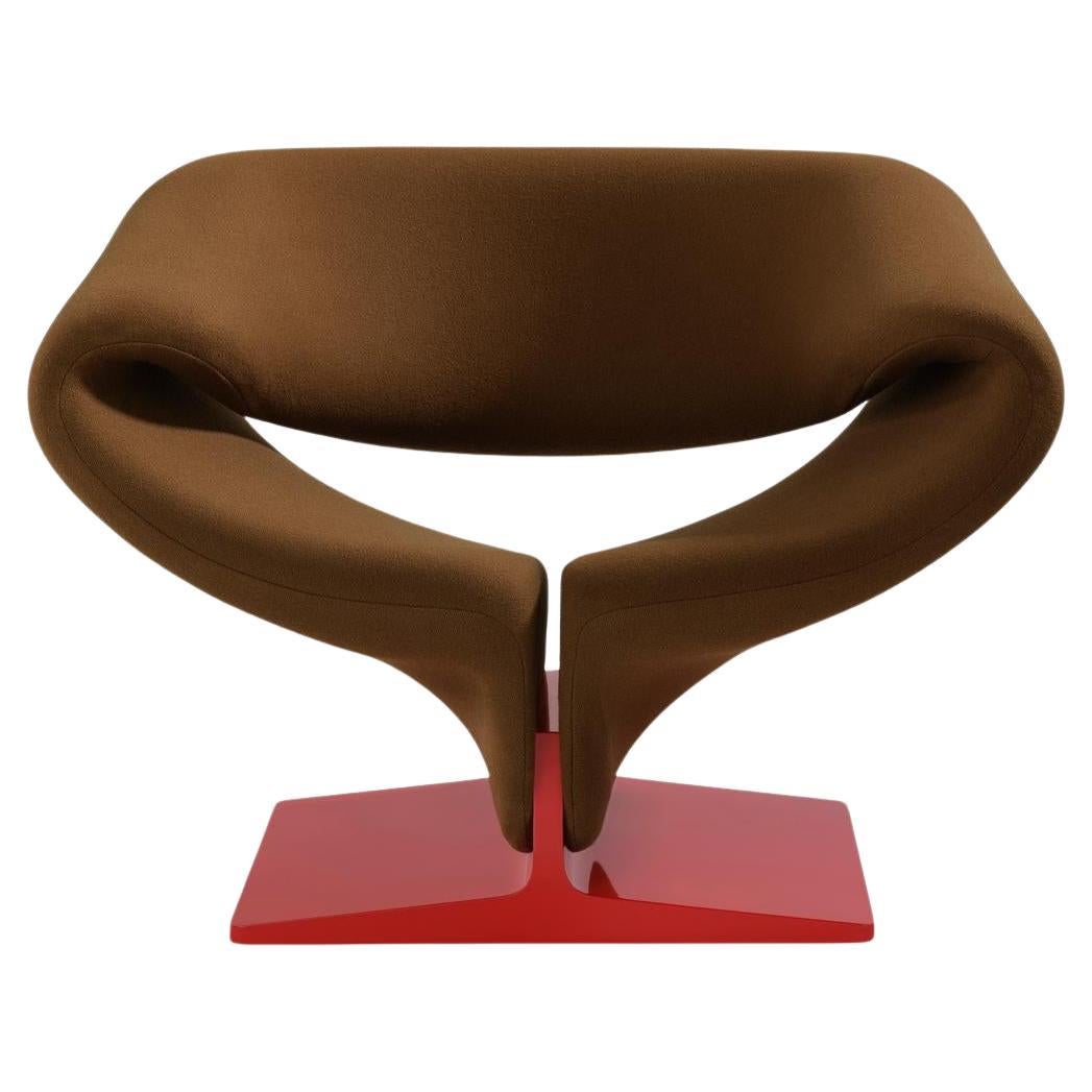 https://a.1stdibscdn.com/customizable-artifort-ribbon-chair-by-pierre-paulin-for-sale-picture-12/f_44642/f_142633211745256951881/f_14263321_1745256952118_bg_processed.jpg