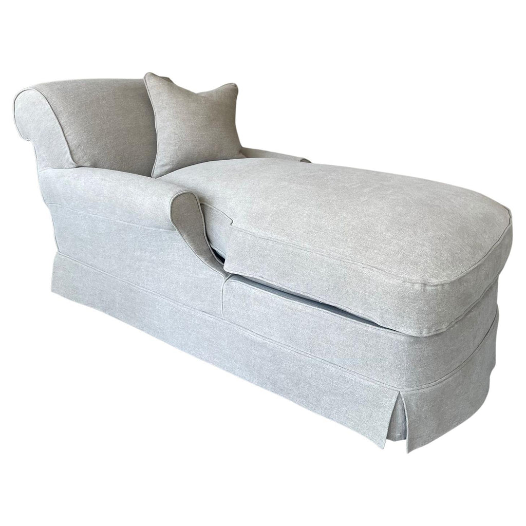 https://a.1stdibscdn.com/bespoke-handmade-belgian-linen-daybed-for-sale/f_25473/f_158022621759132970736/f_15802262_1759132971150_bg_processed.jpg