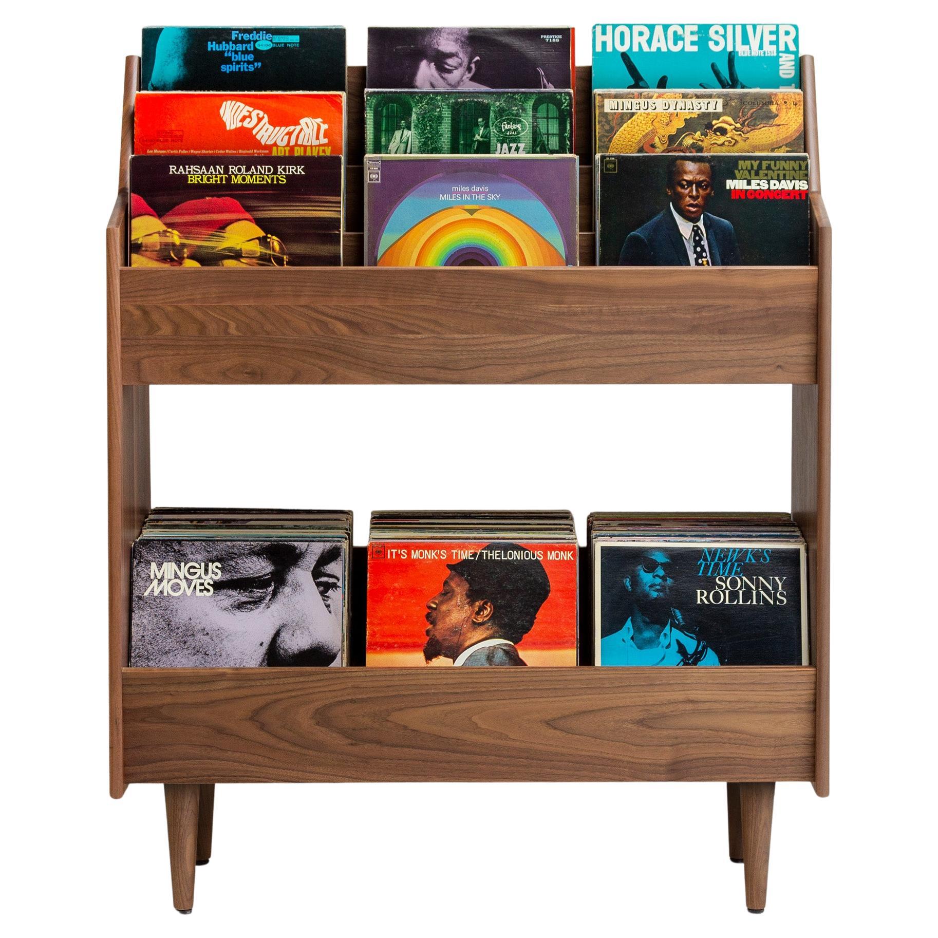 https://a.1stdibscdn.com/3-bay-luxe-record-stand-in-solid-ash-wood-for-sale/f_27523/f_212919921738617105635/f_21291992_1738617106410_bg_processed.jpg