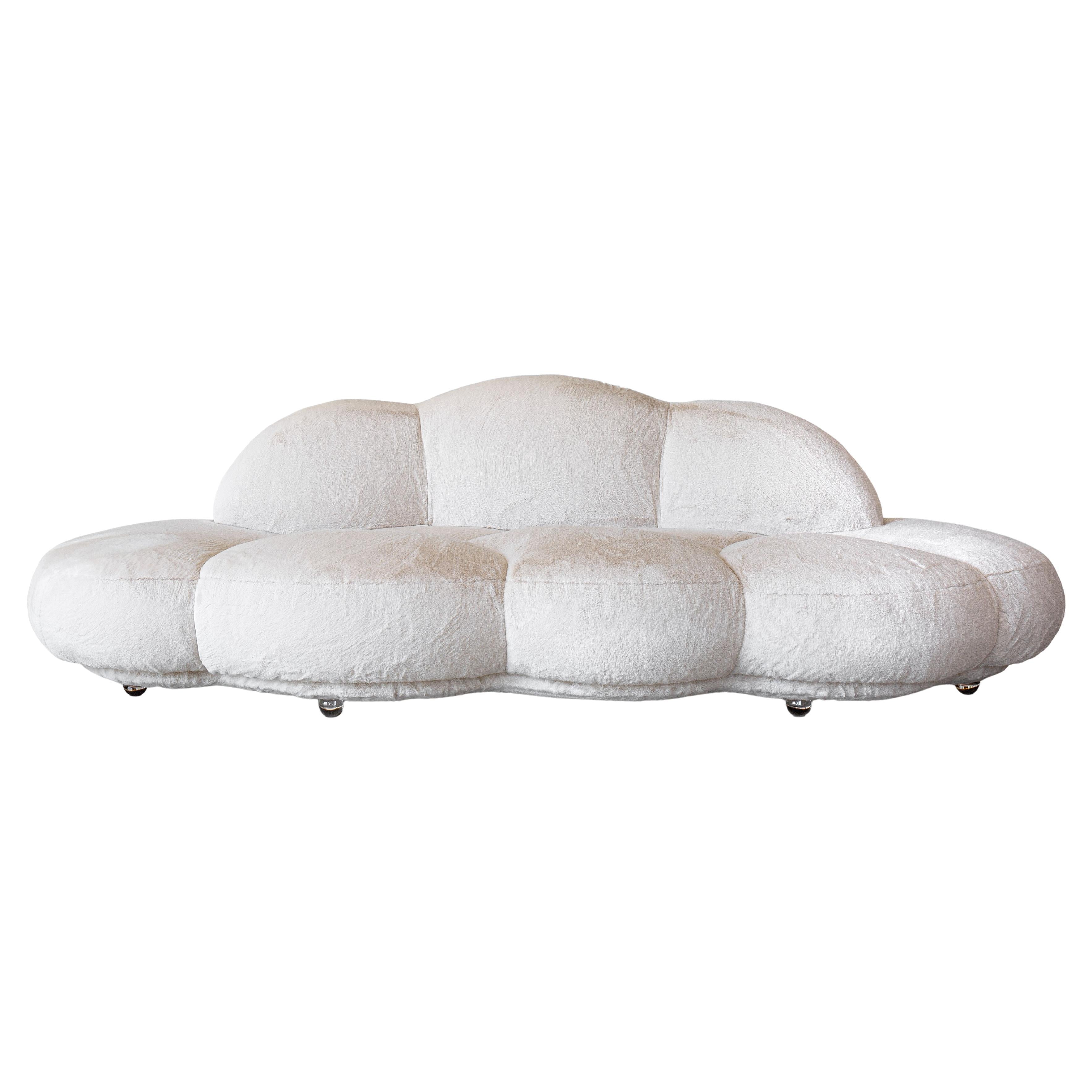 https://a.1stdibscdn.com/21st-century-le-nuvole-sofa-white-s-giobbi-for-giovannetti-collezioni-for-sale/f_52352/f_228061521726840329994/f_22806152_1726840331200_bg_processed.jpg