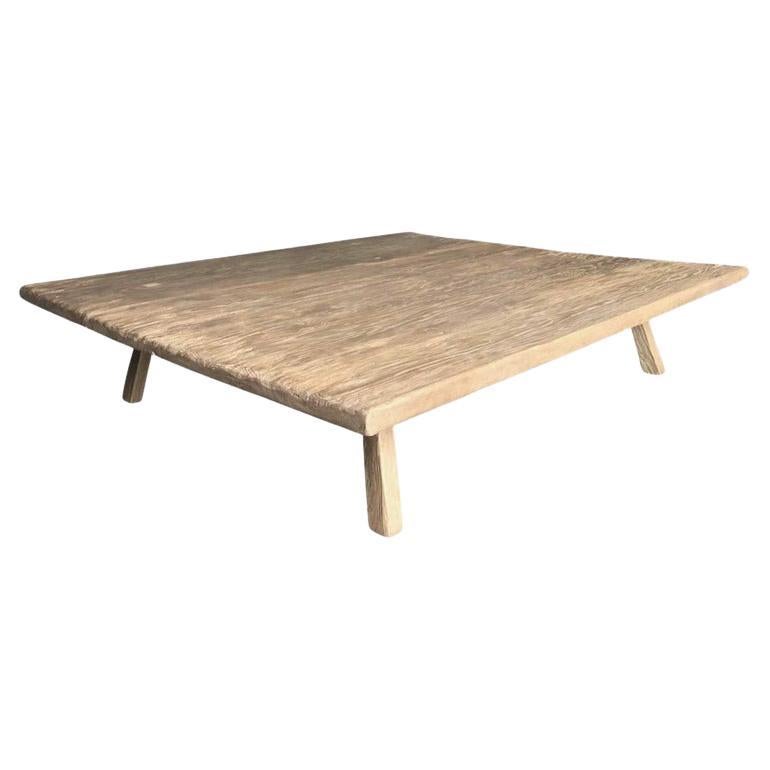 https://a.1stdibscdn.com/custom-rustic-reclaimed-wood-coffee-table-for-sale/f_7978/f_250367721661886292190/f_25036772_1661886292317_bg_processed.jpg