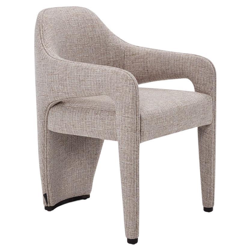 https://a.1stdibscdn.com/marlon-dining-chair-fully-upholstered-for-sale/f_52952/f_254914021632821551342/f_25491402_1632821551609_bg_processed.jpg