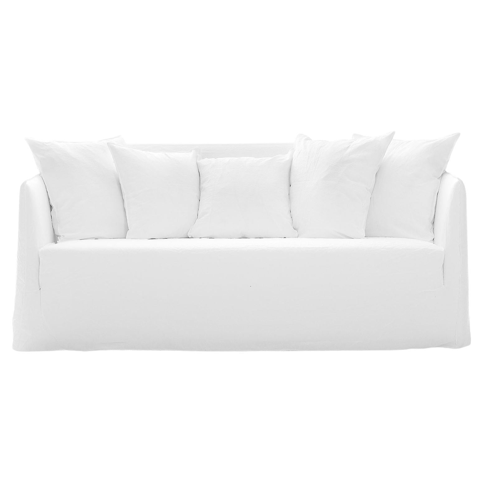 https://a.1stdibscdn.com/gervasoni-ghost-10-sofa-in-white-linen-upholstery-by-paola-navone-for-sale/22569652/f_255890821633413791126/f_25589082_1633413791510_bg_processed.jpg