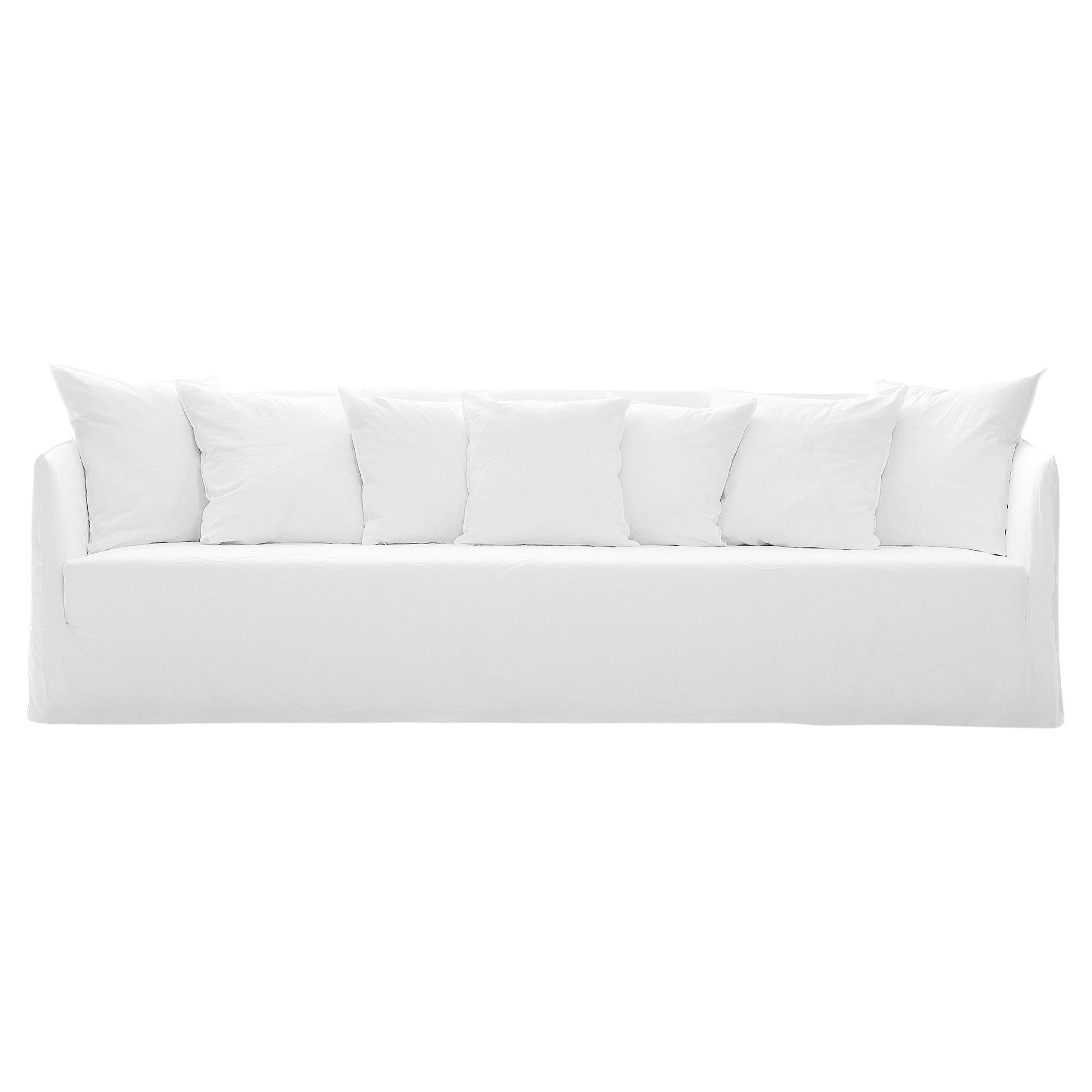 https://a.1stdibscdn.com/gervasoni-ghost-14-sofa-in-white-linen-upholstery-by-paola-navone-for-sale/22569652/f_255893421633414938217/f_25589342_1633414938676_bg_processed.jpg