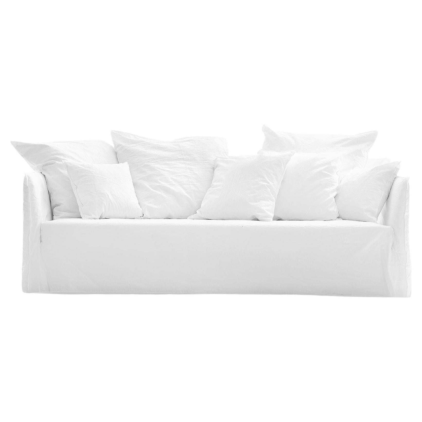 https://a.1stdibscdn.com/gervasoni-ghost-112-sofa-in-white-linen-upholstery-by-paola-navone-for-sale/22569652/f_255896721633416491518/f_25589672_1633416491914_bg_processed.jpg