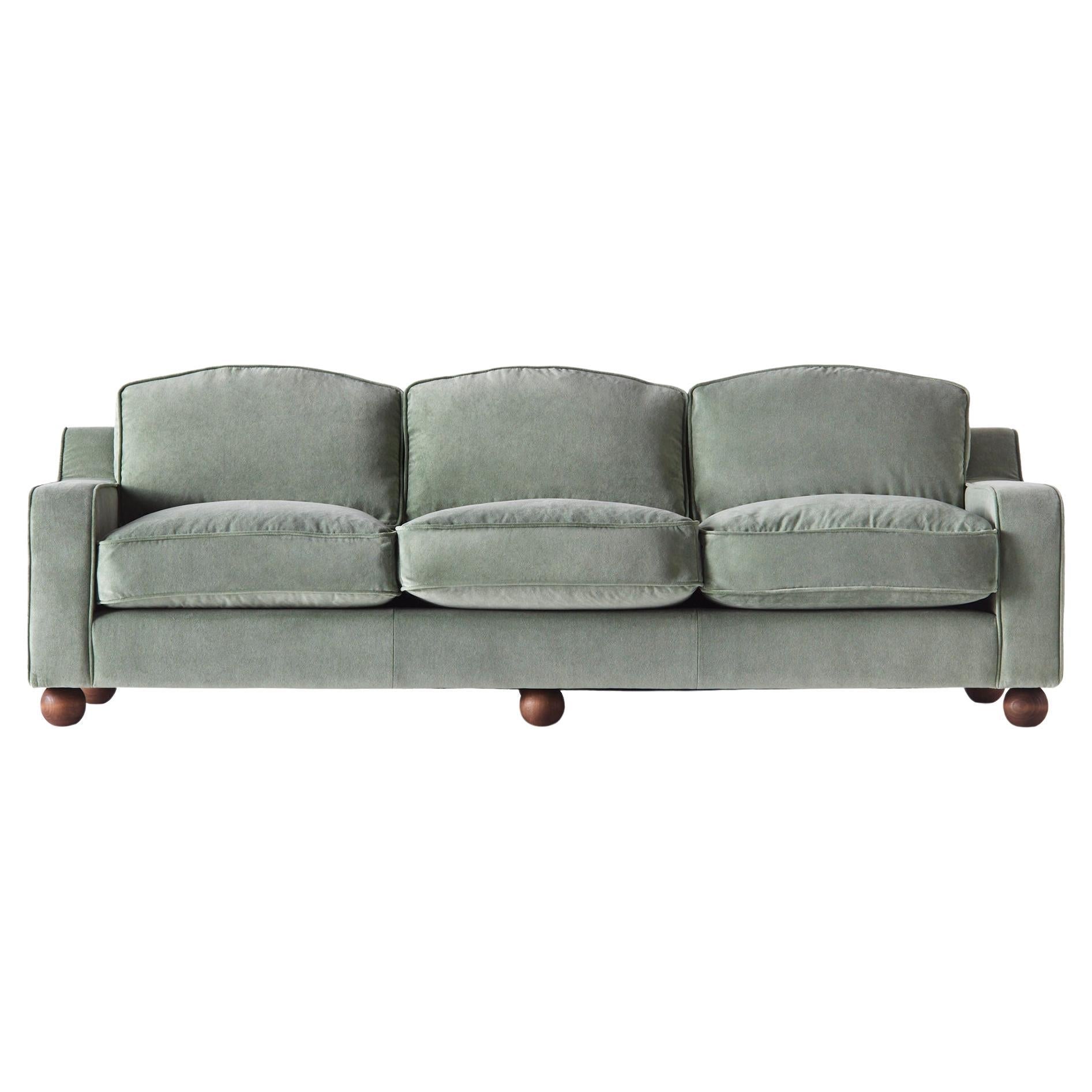 https://a.1stdibscdn.com/frozen-green-velvet-three-seater-sofa-model-lola-for-sale/f_58912/f_257536521771250267257/f_25753652_1771250267710_bg_processed.jpg