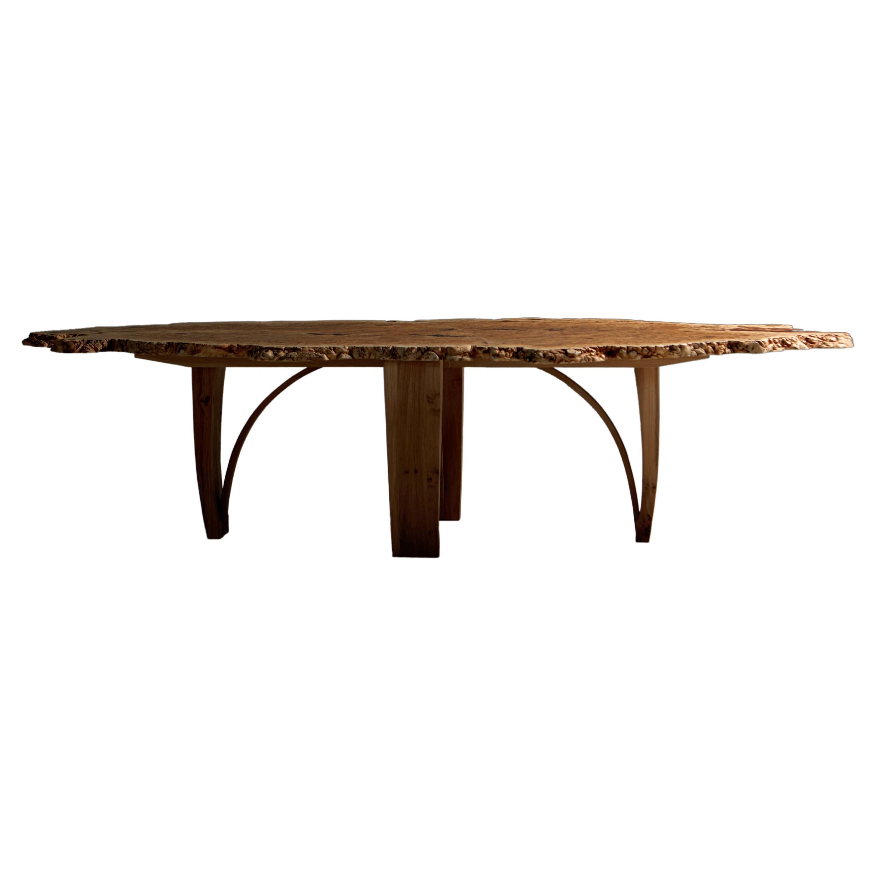 https://a.1stdibscdn.com/oval-dining-table-in-solid-english-burr-oak-by-jonathan-field-one-of-a-kind-for-sale/f_28993/f_264357021645626763529/f_26435702_1645626764227_bg_processed.jpg