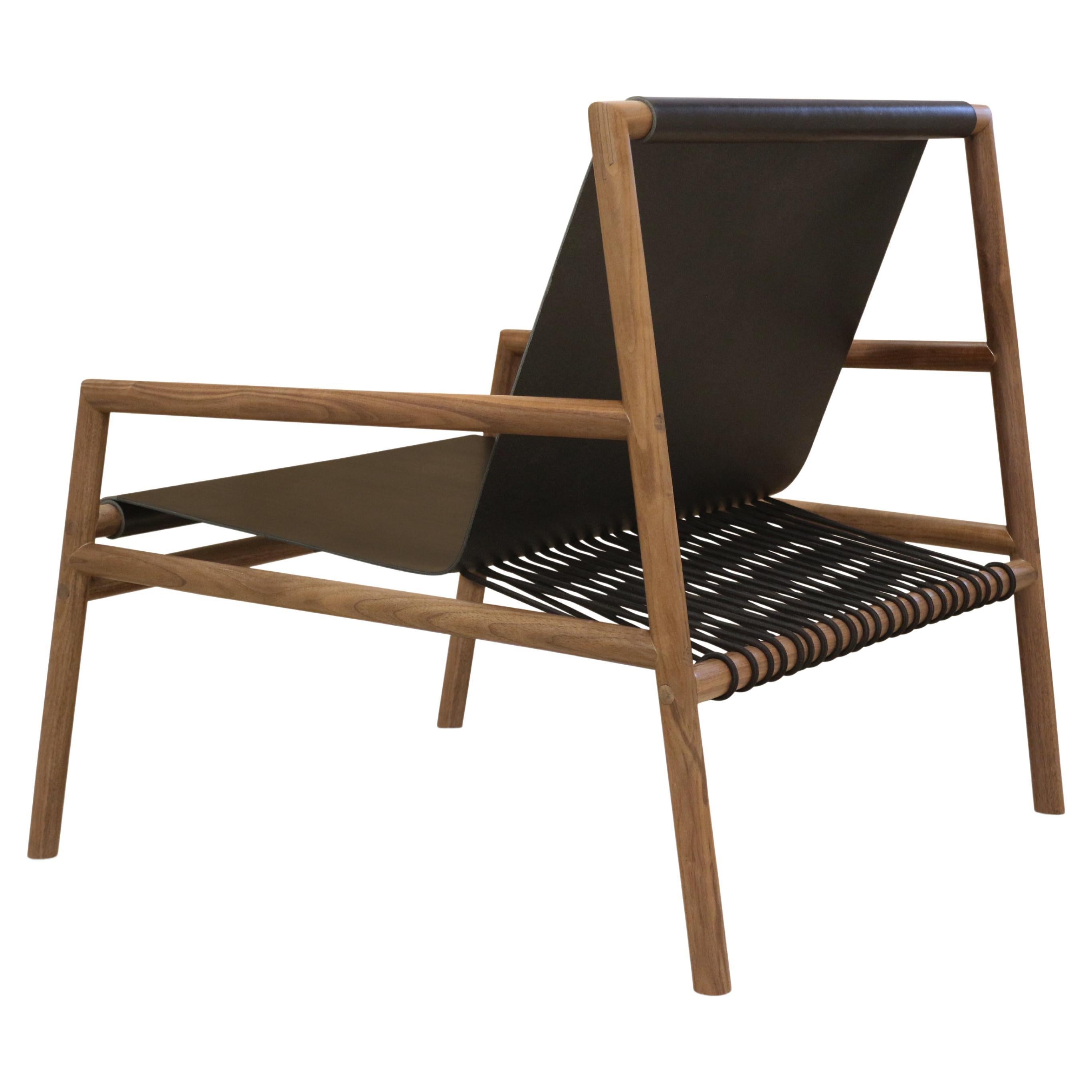 https://a.1stdibscdn.com/gallagher-lounge-chair-walnut-black-leather-for-sale-picture-6/22569652/f_266330121640078408775/f_26633012_1640078409694_bg_processed.jpg