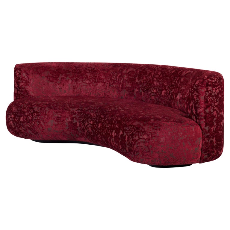 https://a.1stdibscdn.com/21st-century-modern-twins-3-seat-sofa-handcrafted-in-portugal-by-greenapple-for-sale/f_53532/f_266665021640277106577/f_26666502_1640277108214_bg_processed.jpg?width=768