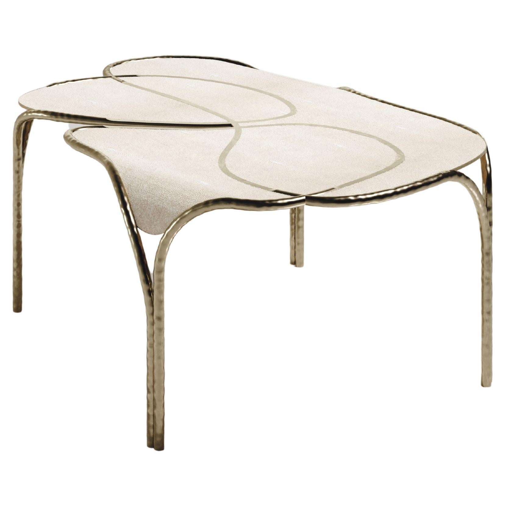 https://a.1stdibscdn.com/shagreen-coffee-table-with-bronze-patina-brass-details-by-ry-augousti-for-sale/f_45491/f_267866521641419452651/f_26786652_1641419453188_bg_processed.jpg