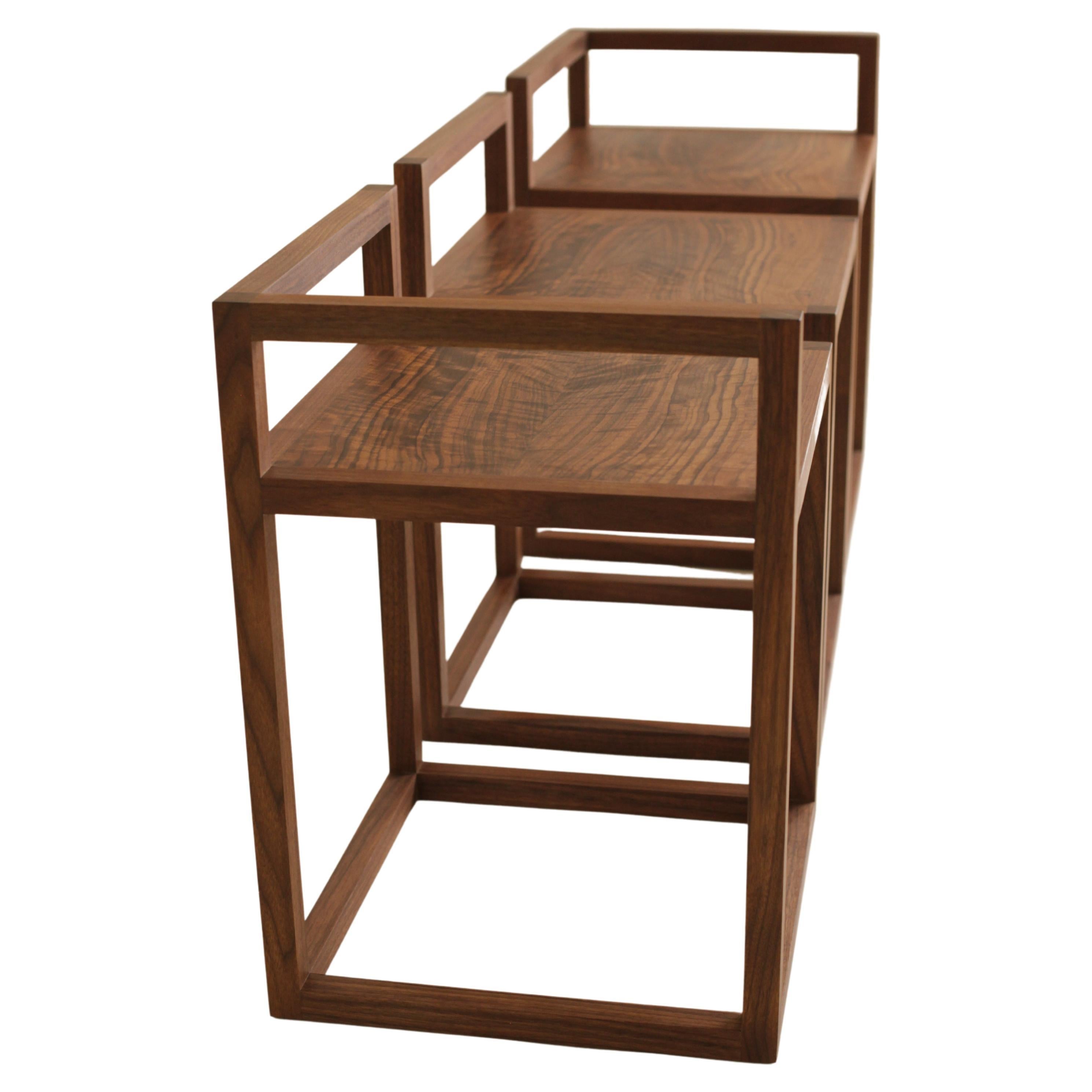 https://a.1stdibscdn.com/donald-judd-inspired-bench-seating-trio-in-walnut-by-boyd-allister-for-sale-picture-3/f_61282/f_269281821642295773875/f_26928182_1642295775078_bg_processed.jpg