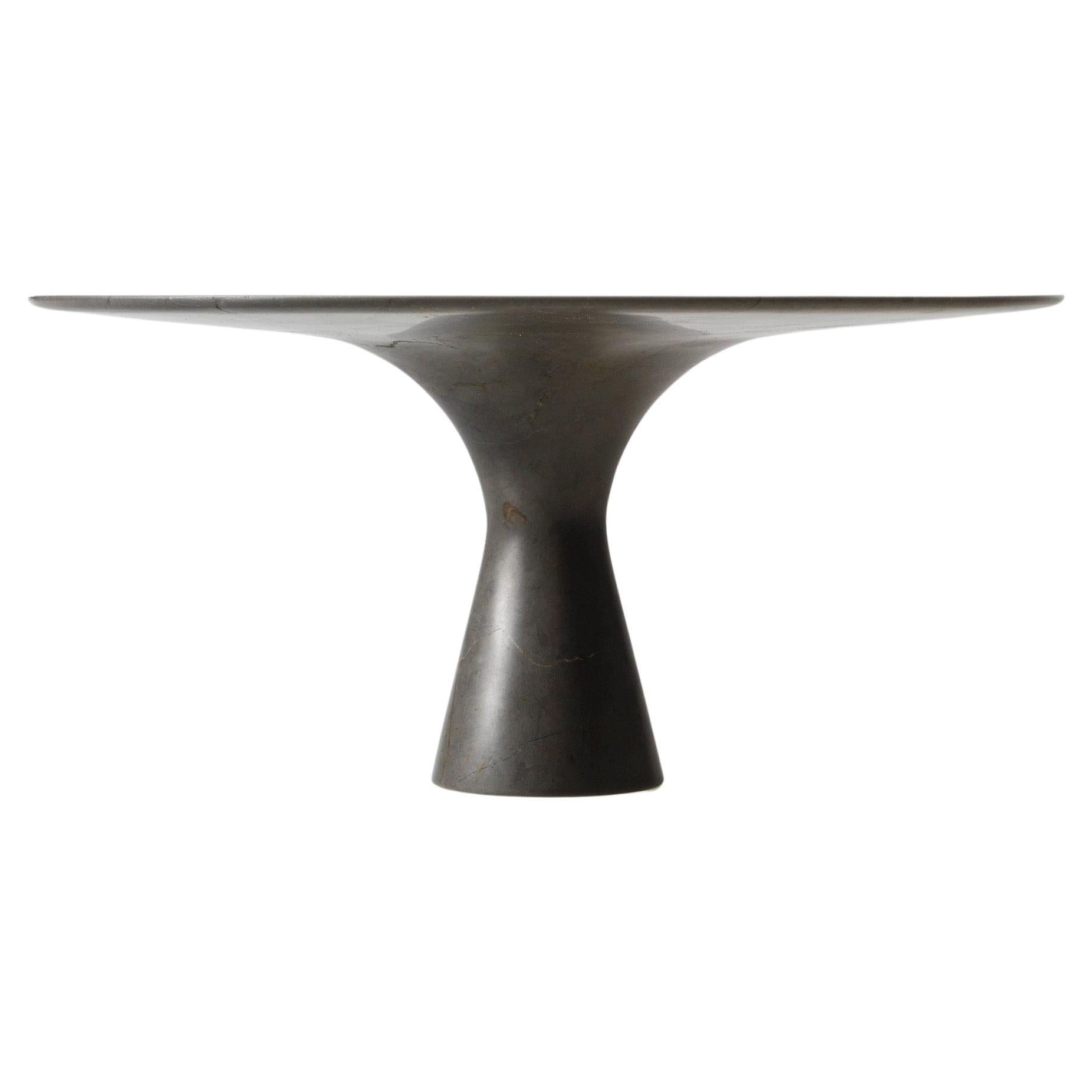 https://a.1stdibscdn.com/grafite-refined-contemporary-marble-dining-table-160-75-for-sale/f_12192/f_319942521672425009721/f_26974332_1642694731455_bg_processed.jpg