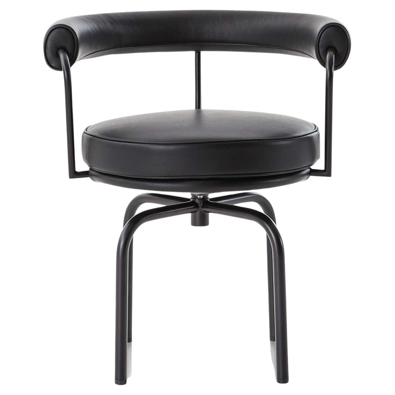 https://a.1stdibscdn.com/charlotte-perriand-lc7-leather-chair-by-cassina-for-sale-picture-2/f_14272/f_329050721677058273173/f_27209192_1643881841069_bg_processed.jpg