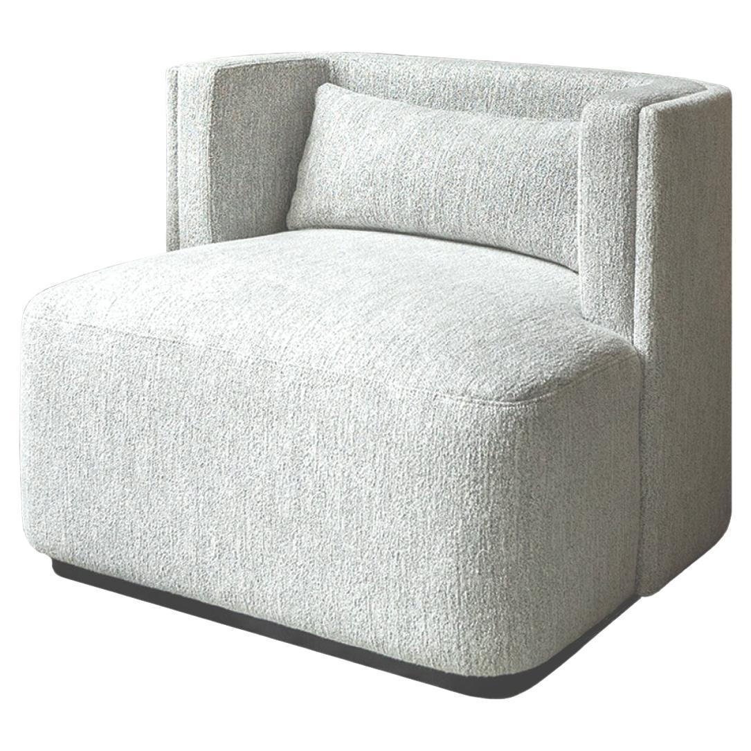 https://a.1stdibscdn.com/papillonne-armchair-with-black-metal-accessory-for-sale/f_62262/f_272126321643891874737/f_27212632_1643891875141_bg_processed.jpg