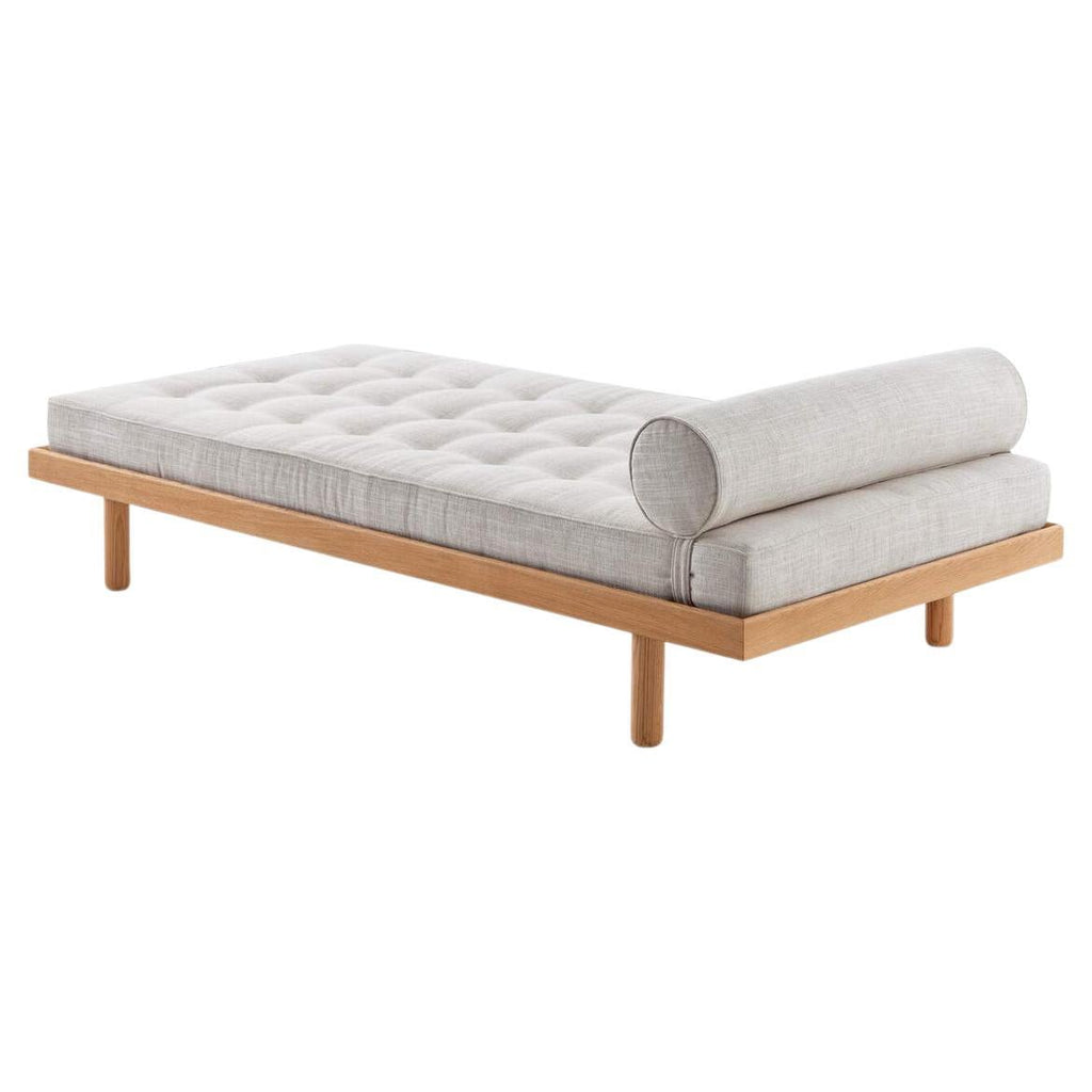 https://a.1stdibscdn.com/charlotte-perriand-lc35-maison-du-bresil-daybed-by-cassina-for-sale/f_14272/f_463291321755605862144/f_27679282_1646733254597_bg_processed.jpg