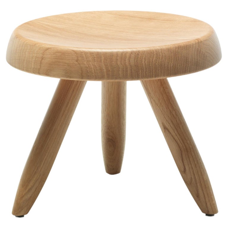 https://a.1stdibscdn.com/charlotte-perriand-berger-wood-stool-by-cassina-for-sale/f_14272/f_277937121647336373101/f_27793712_1647336373544_bg_processed.jpg?width=768