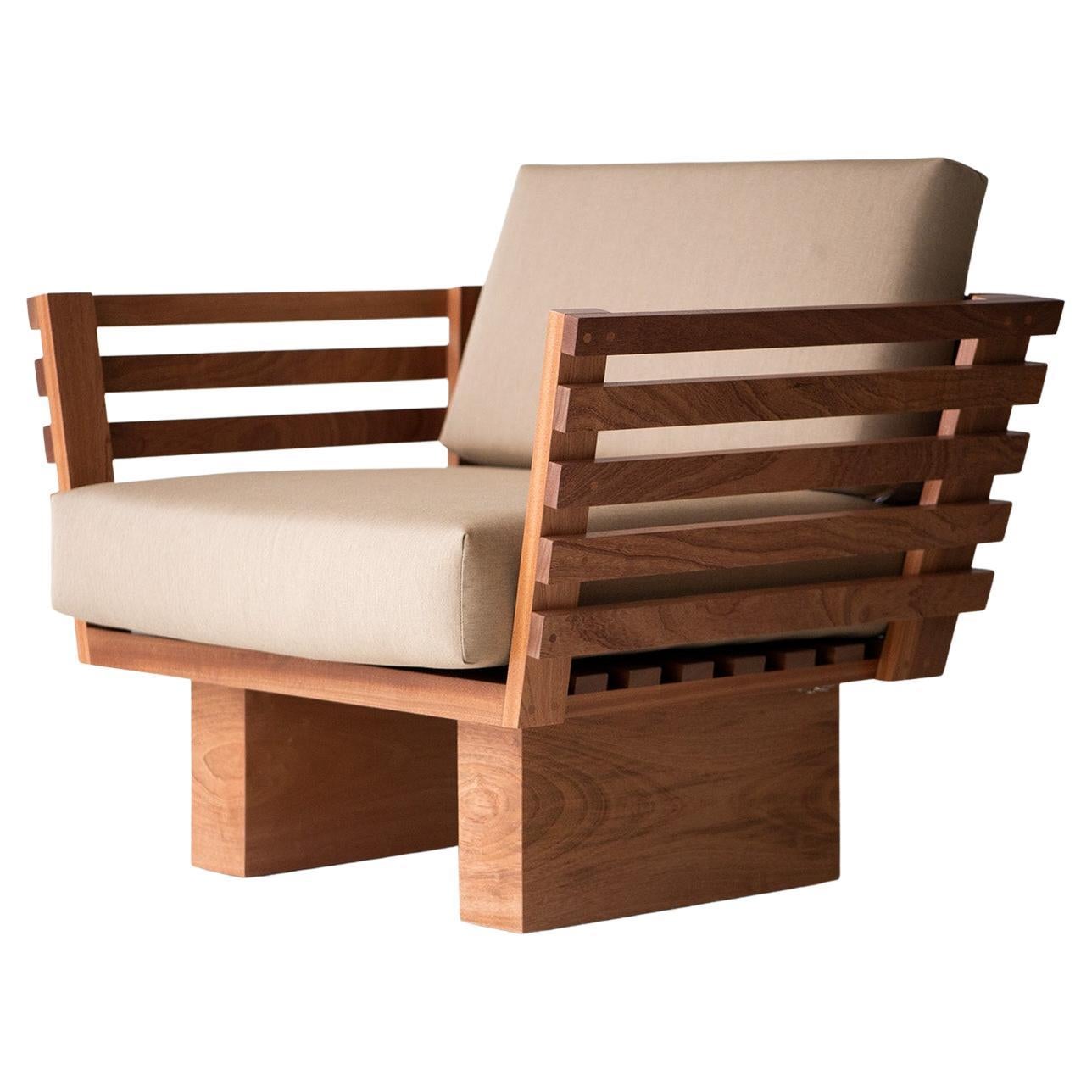 https://a.1stdibscdn.com/suelo-slatted-outdoor-lounge-chair-for-sale/f_9720/f_279221921648062597721/f_27922192_1648062598102_bg_processed.jpg