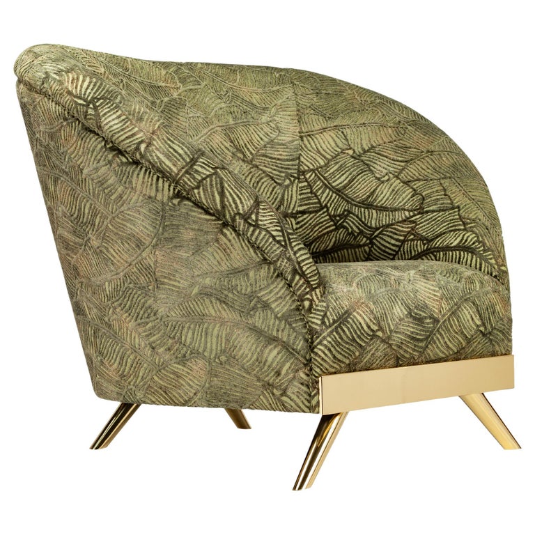 https://a.1stdibscdn.com/cambridge-lounge-chair-accent-chair-brass-velvet-handmade-portugal-greenapple-for-sale/f_53532/f_397827121716044583056/f_28106212_1649165249056_bg_processed.jpg?width=768