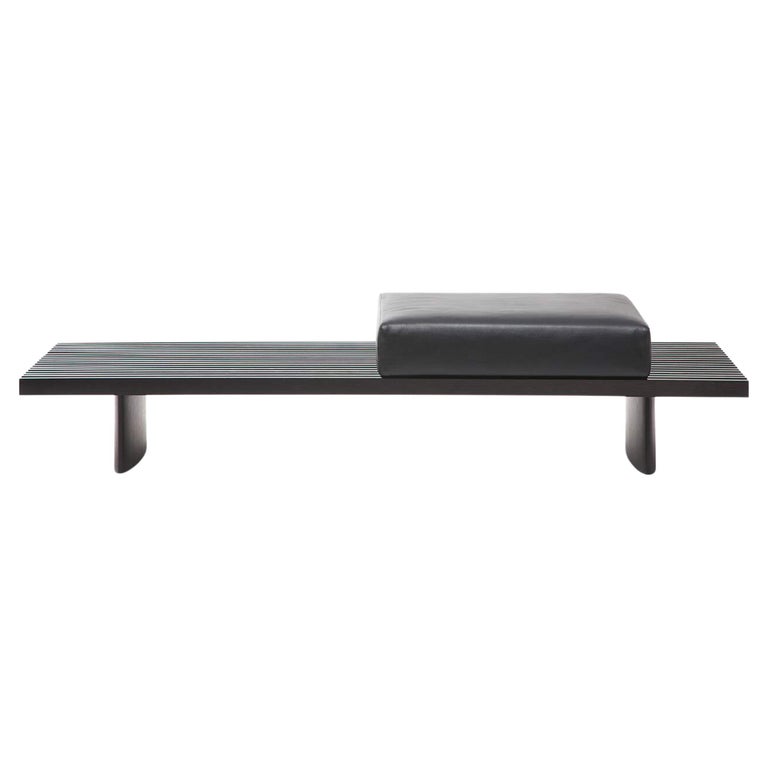https://a.1stdibscdn.com/charlotte-perriand-refolo-modular-sofa-wood-and-black-leather-by-cassina-for-sale/f_14272/f_352840821689664389914/f_28429872_1651142985826_bg_processed.jpg?width=768