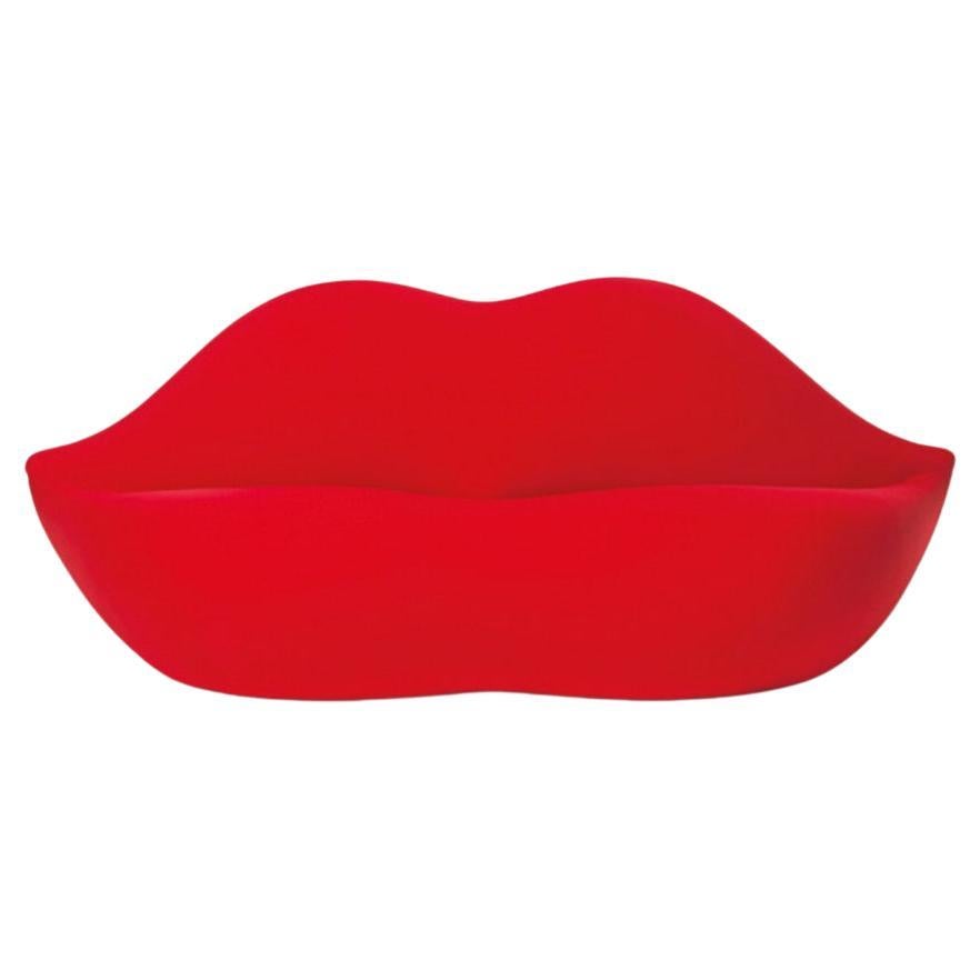 https://a.1stdibscdn.com/gufram-bocca-lip-shaped-sofa-classic-red-by-studio-65-for-sale/f_10794/f_285448321651827810314/f_28544832_1651827810497_bg_processed.jpg