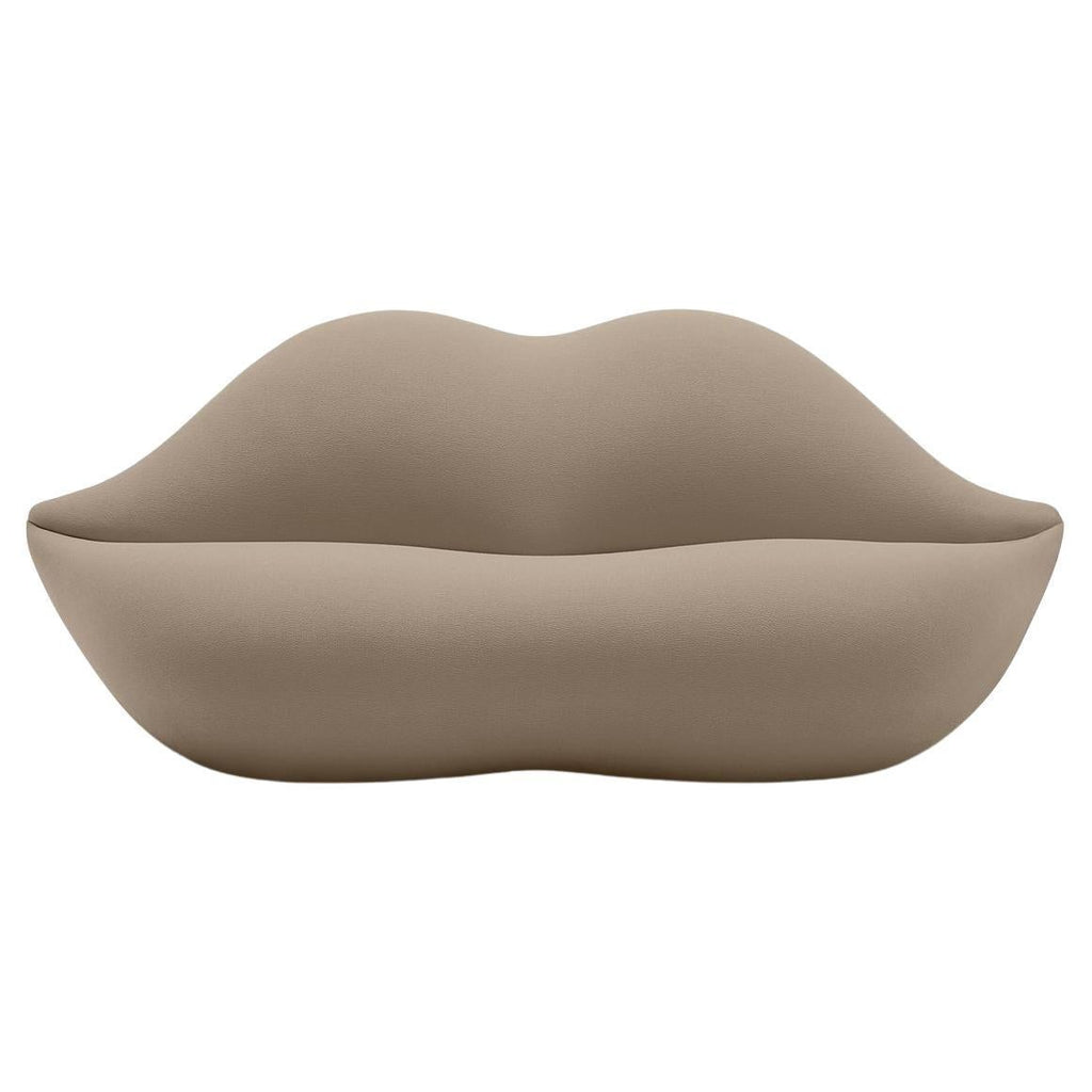 https://a.1stdibscdn.com/gufram-bocca-lip-shaped-sofa-biscuit-by-studio-65-for-sale/f_10794/f_285637921651889913623/f_28563792_1651889913882_bg_processed.jpg