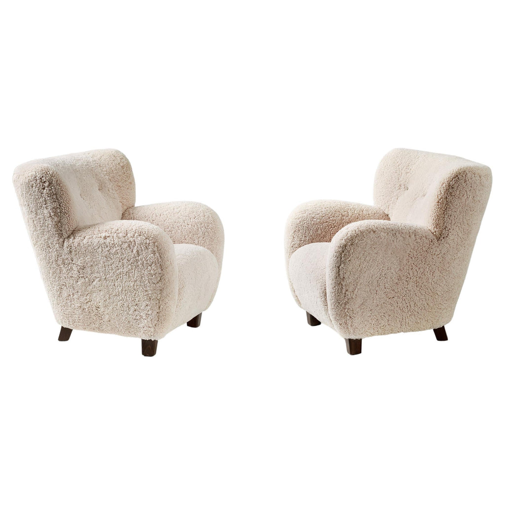 https://a.1stdibscdn.com/custom-made-sheepskin-lounge-chair-for-sale/f_67442/f_289367621654182896915/f_28936762_1654182897629_bg_processed.jpg