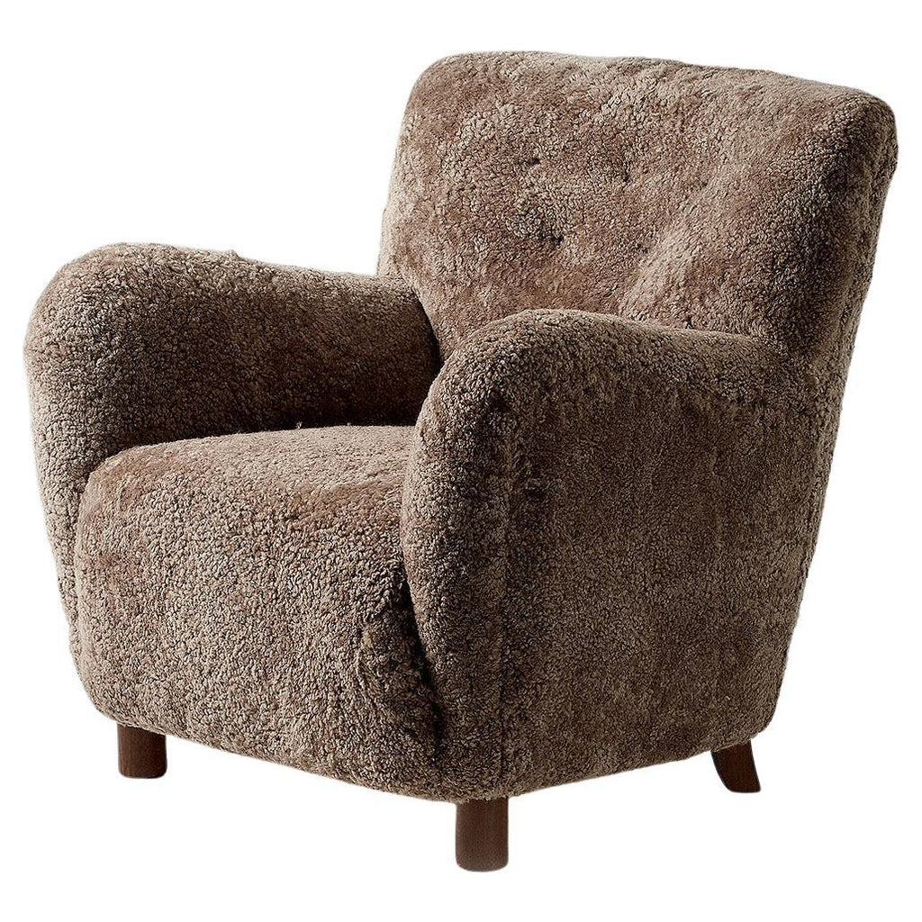 https://a.1stdibscdn.com/custom-made-model-54-sheepskin-lounge-chair-for-sale/f_67442/f_289404821654196354292/f_28940482_1654196354753_bg_processed.jpg