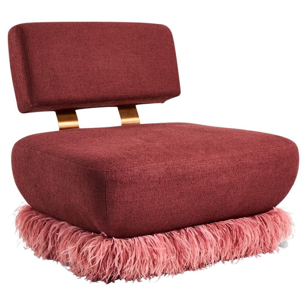 https://a.1stdibscdn.com/plum-boucle-bronzed-steel-brass-ostrich-feather-ostrich-fluff-lounge-chair-for-sale/f_38931/f_290395721654768253086/f_29039572_1654768253428_bg_processed.jpg
