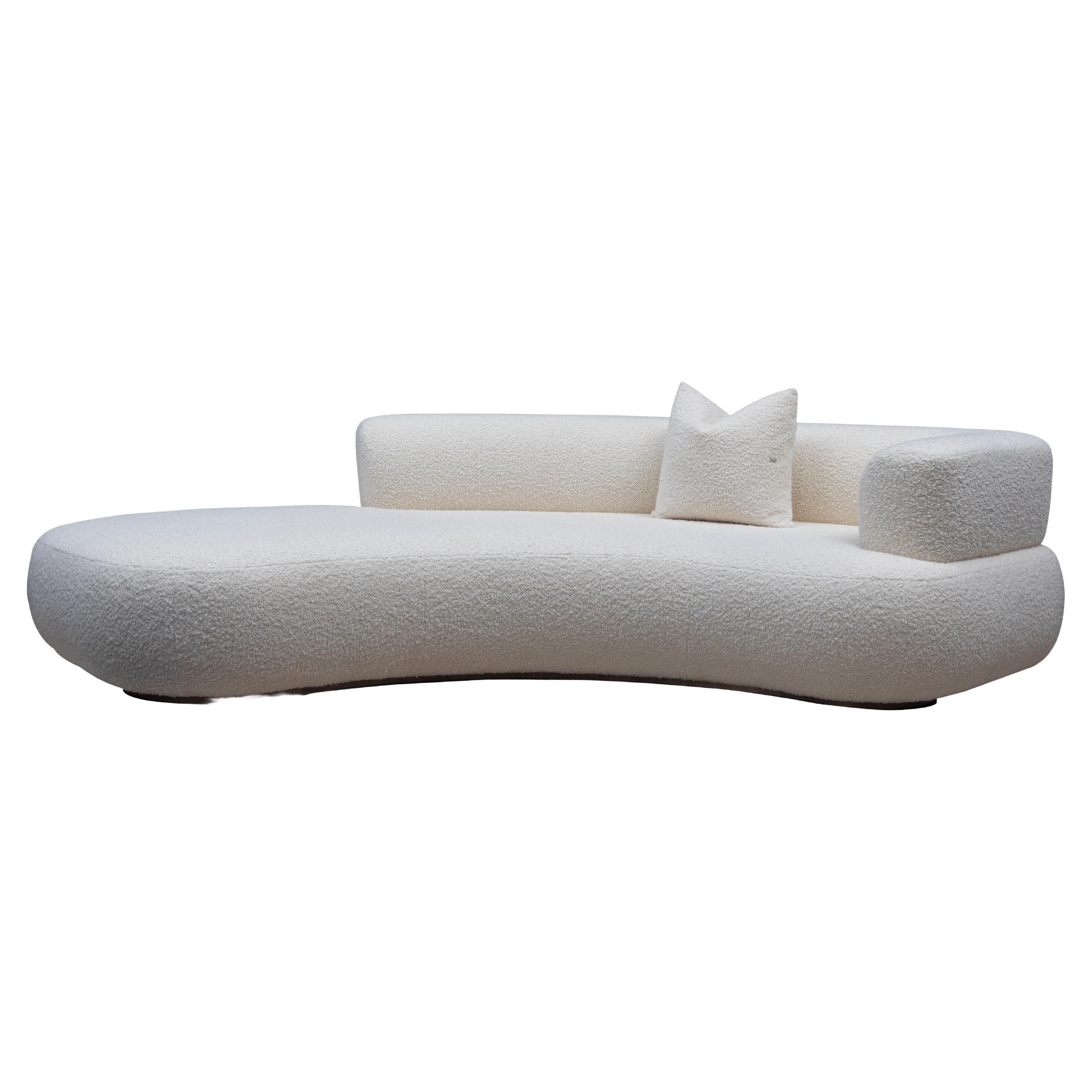 https://a.1stdibscdn.com/bubble-sofa-modern-organic-curved-sofa-for-sale/f_65442/f_292505021656007152480/f_29250502_1656007153376_bg_processed.jpg