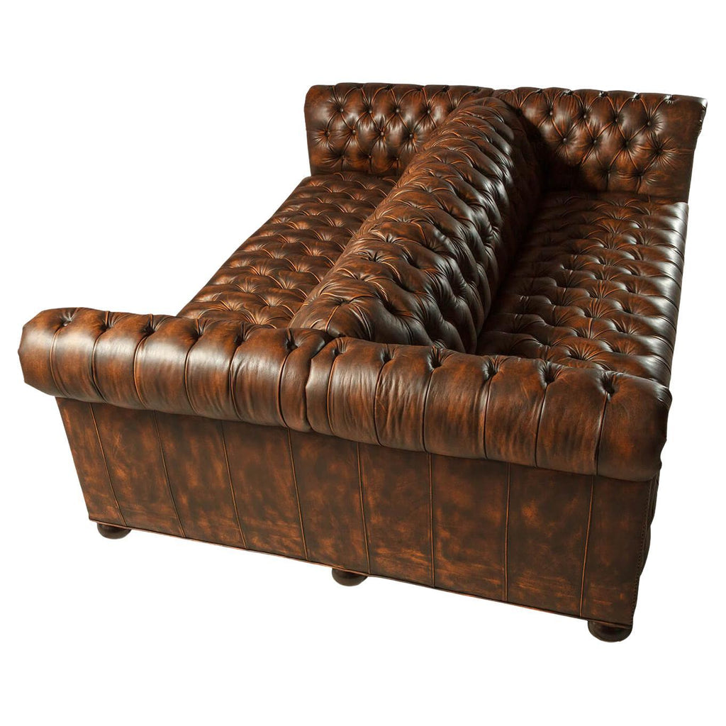 https://a.1stdibscdn.com/double-sided-chesterfield-sofa-for-sale/f_8038/f_294407321667226562805/f_29440732_1667226563276_bg_processed.jpg