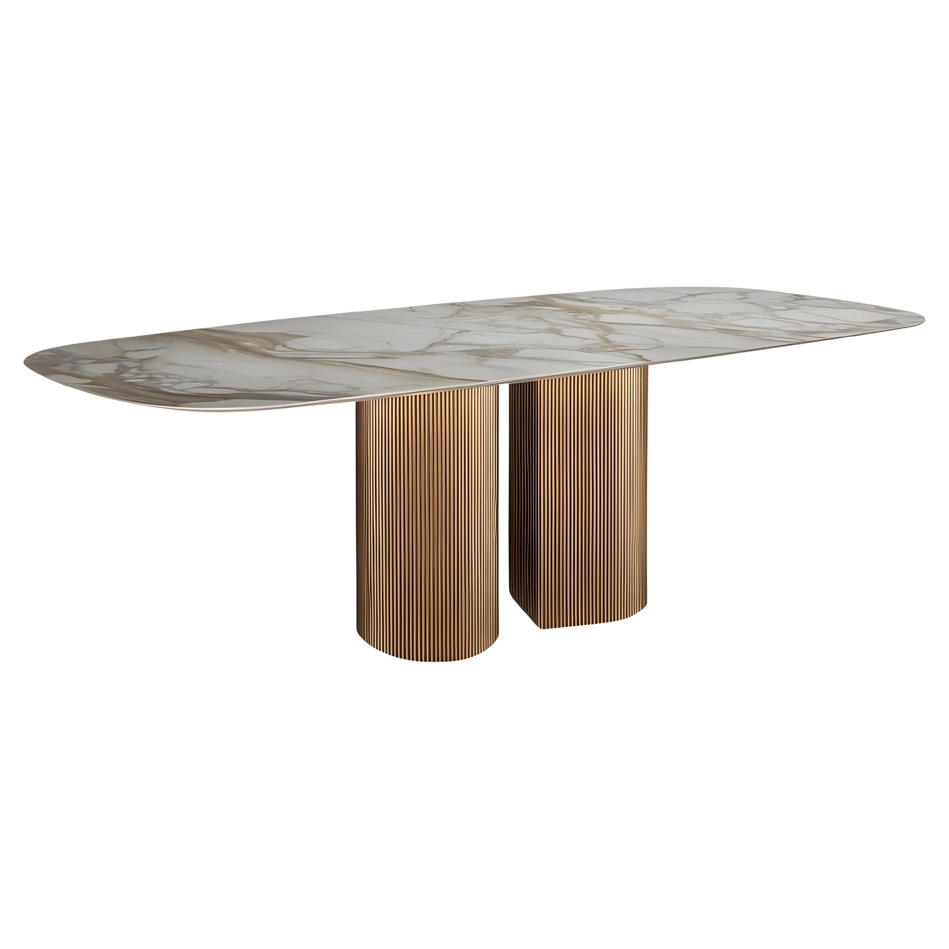https://a.1stdibscdn.com/dining-table-featuring-bronze-lacquered-metal-base-for-sale/f_27693/f_294469121762335663671/f_29446912_1762335664509_bg_processed.jpg